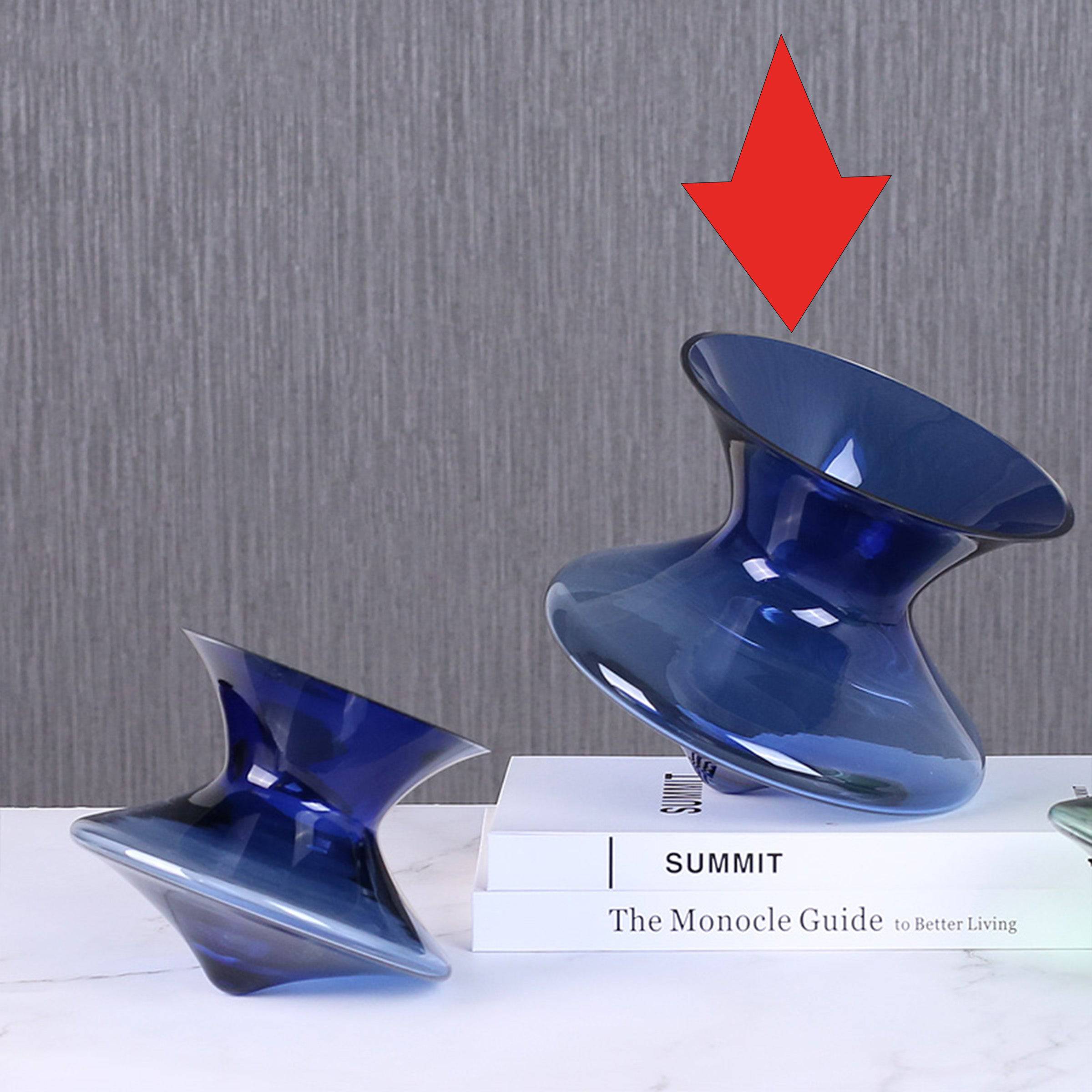 Blue Spinning Top Decoration-A  Fb-Zs2028A -  Home Decor Figurines - ebarza Furniture UAE | Shop Modern Furniture in Abu Dhabi & Dubai - مفروشات ايبازرا في الامارات | تسوق اثاث عصري وديكورات مميزة في دبي وابوظبي