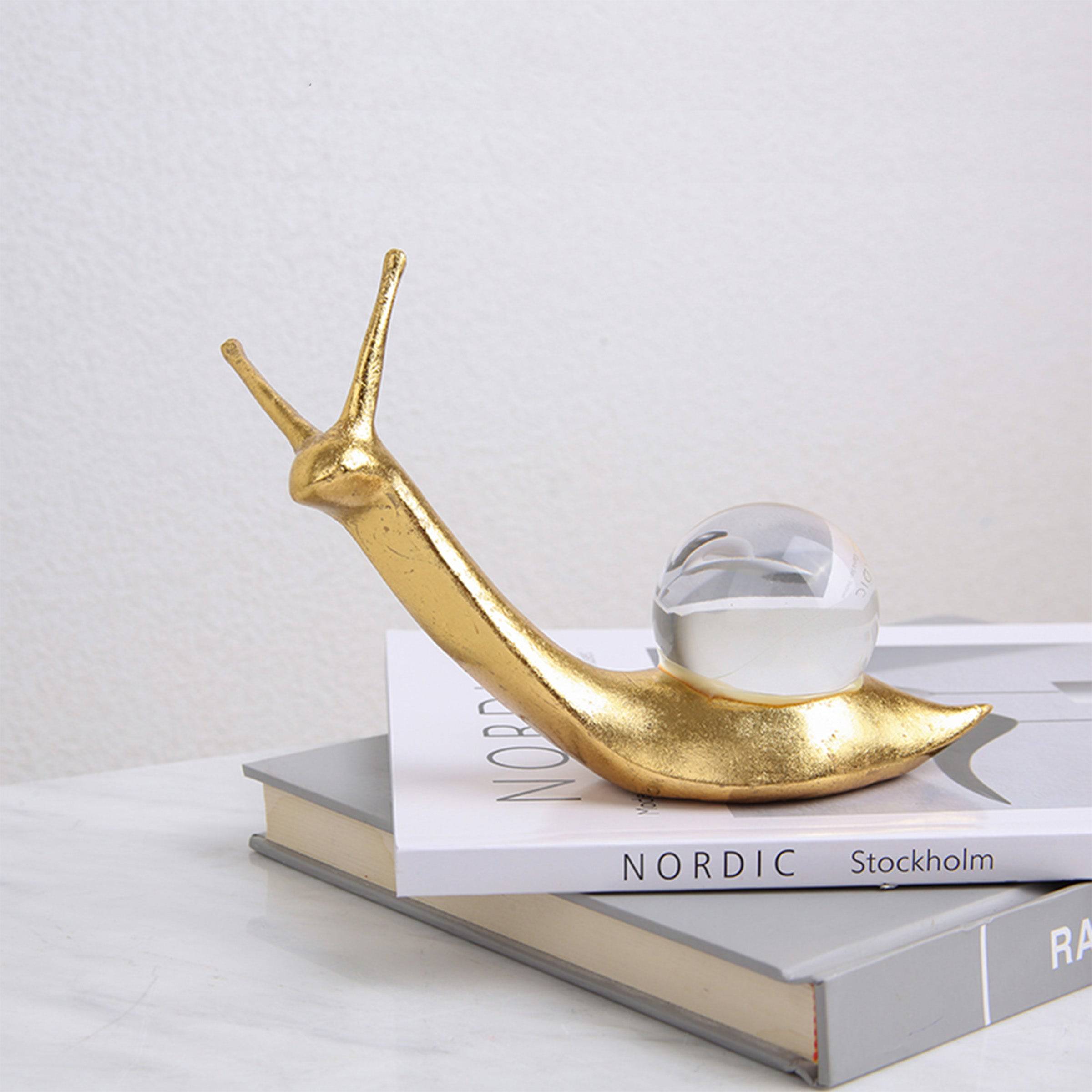 Crystal Snail-A Fa-Sz2002A -  Home Decor Figurines - ebarza Furniture UAE | Shop Modern Furniture in Abu Dhabi & Dubai - مفروشات ايبازرا في الامارات | تسوق اثاث عصري وديكورات مميزة في دبي وابوظبي