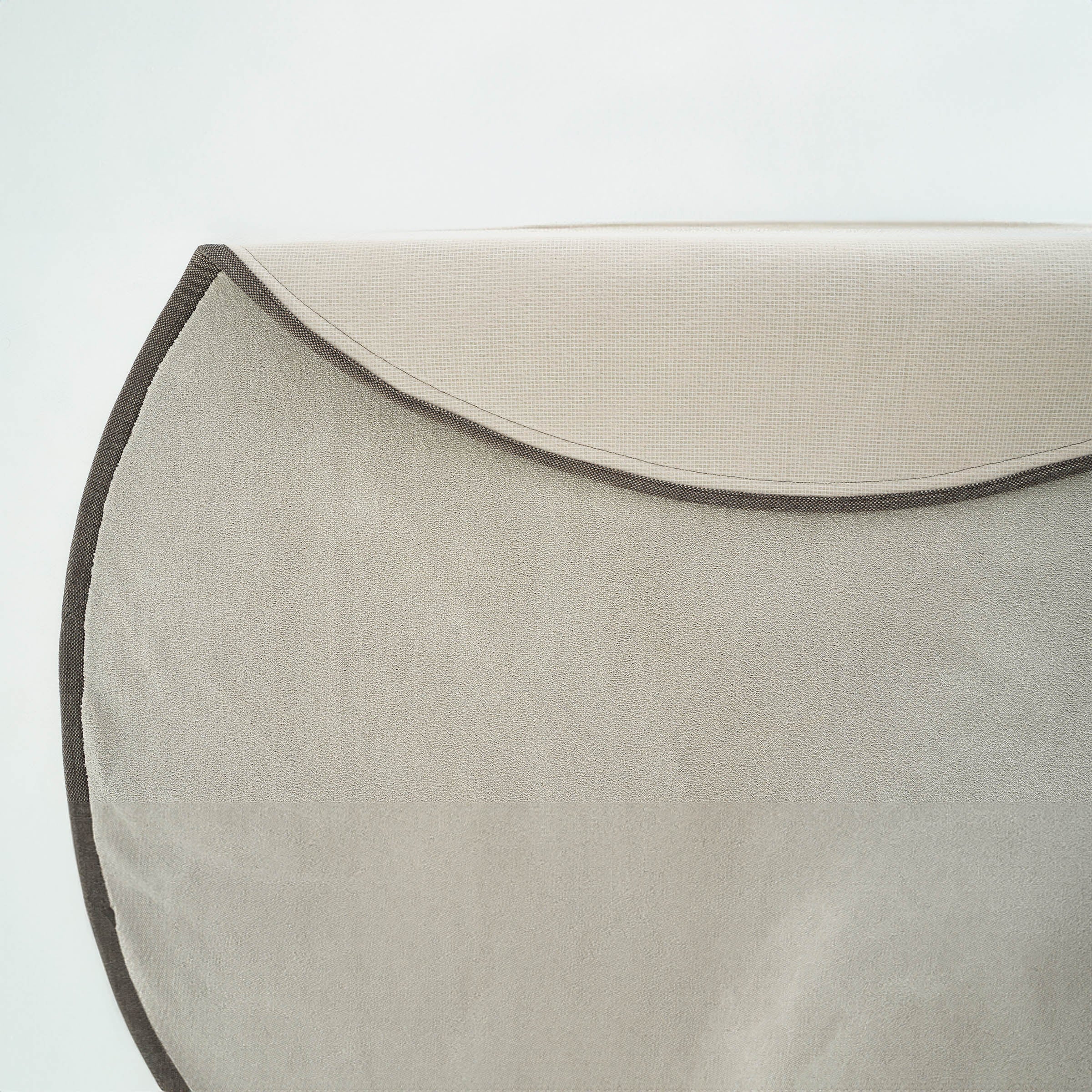 D150 CM BOUNTY 74 MONTEREY Rug 80208 -  Rugs - ebarza Furniture UAE | Shop Modern Furniture in Abu Dhabi & Dubai - مفروشات ايبازرا في الامارات | تسوق اثاث عصري وديكورات مميزة في دبي وابوظبي