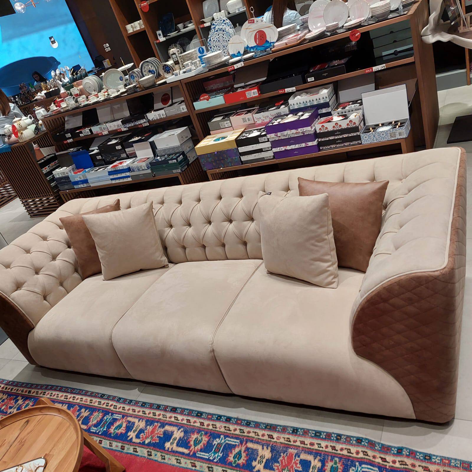 Display Item - Delfina 3 Seater Sofa Delf-3S -  USED ITEM | قطعة من المعرض- دلفينا صوفا 3 مقاعد - ebarza Furniture UAE | Shop Modern Furniture in Abu Dhabi & Dubai - مفروشات ايبازرا في الامارات | تسوق اثاث عصري وديكورات مميزة في دبي وابوظبي