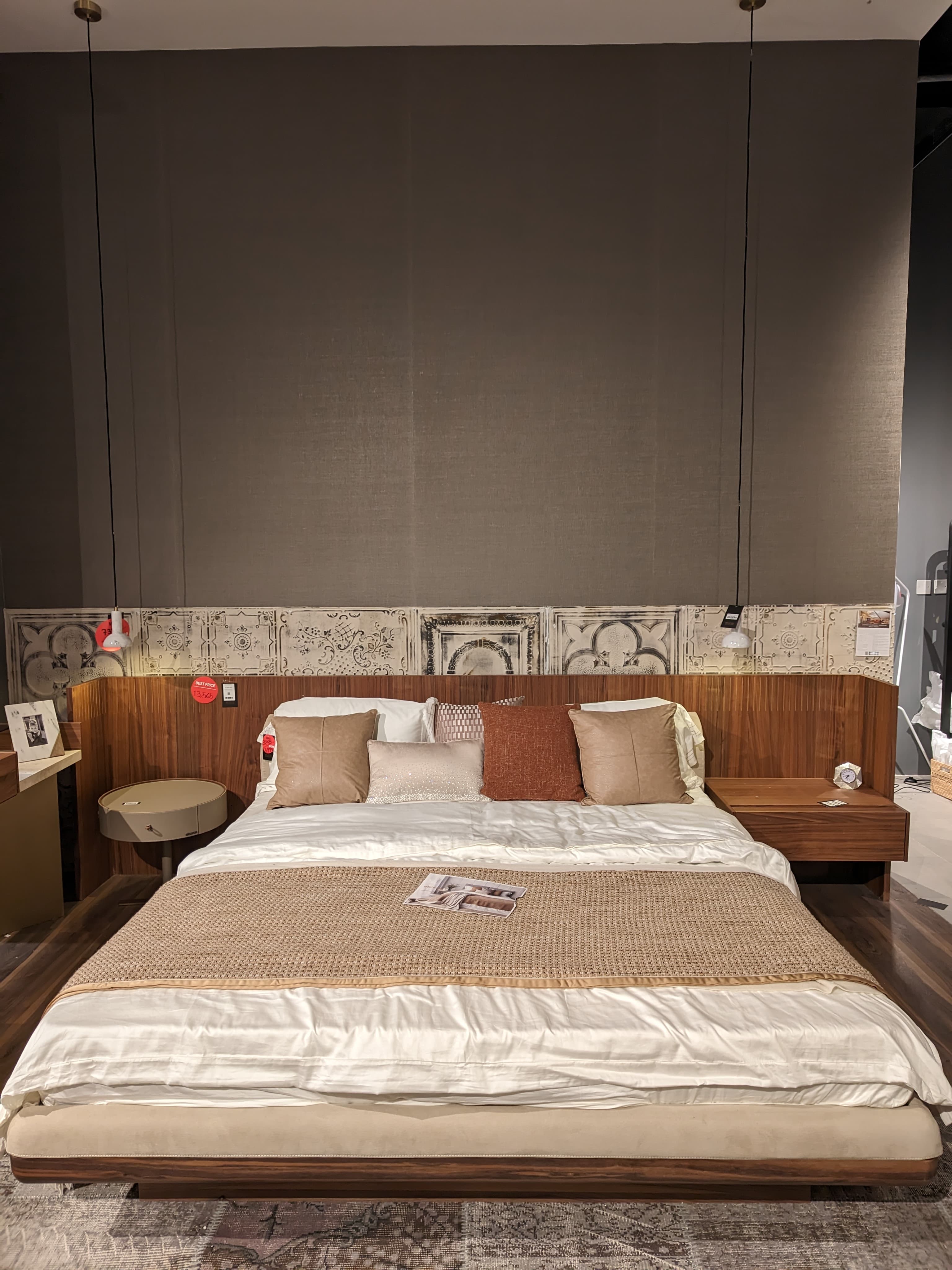 Display Item - Edessa Bedstead With 1X Nightstand Edsa-Bed-YAS -  DISPLAY ITEM - ebarza Furniture UAE | Shop Modern Furniture in Abu Dhabi & Dubai - مفروشات ايبازرا في الامارات | تسوق اثاث عصري وديكورات مميزة في دبي وابوظبي