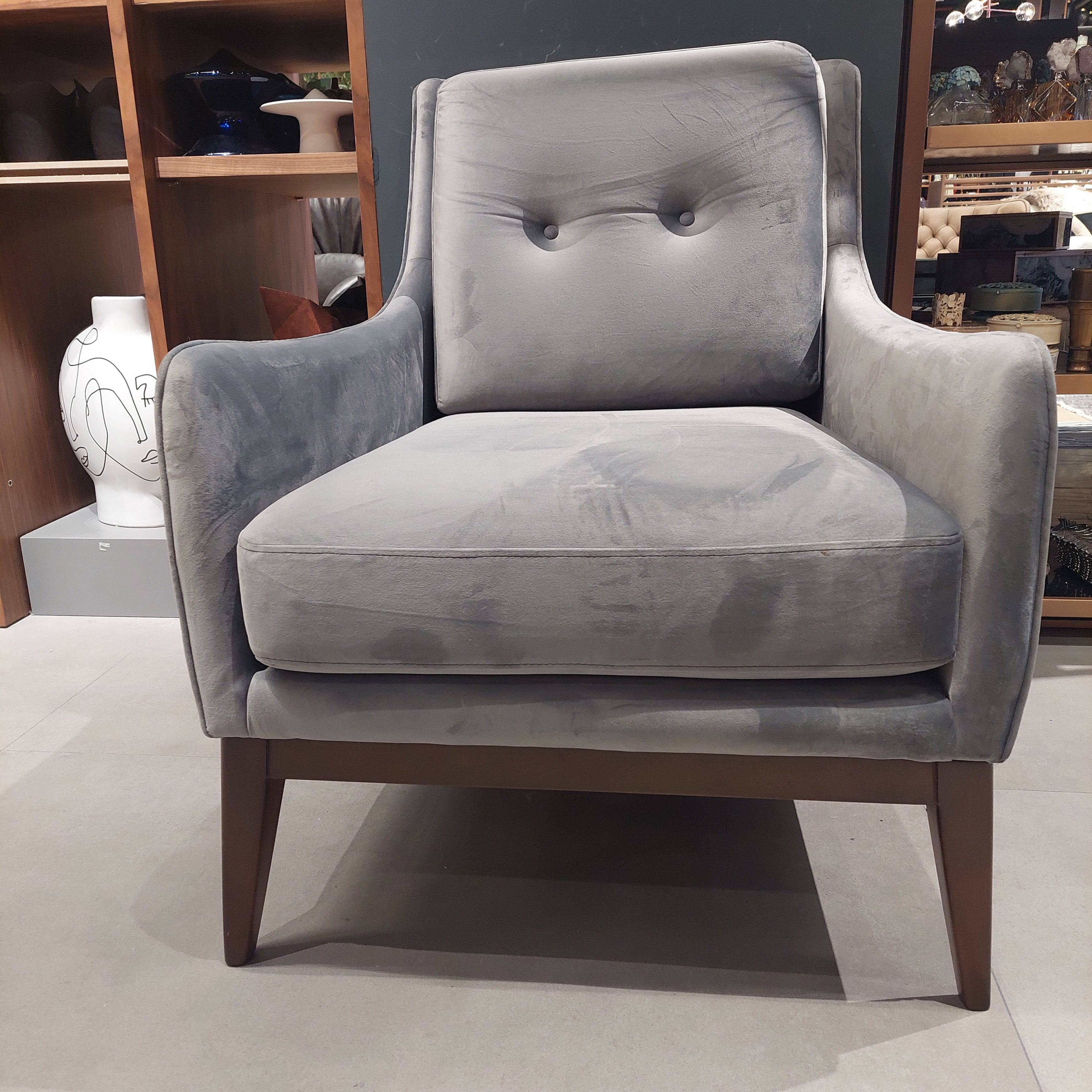 Display-Item Vision Lounge Chair Visiong001 -  USED ITEM | قطعة من المعرض- كرسي صالة فيجن - ebarza Furniture UAE | Shop Modern Furniture in Abu Dhabi & Dubai - مفروشات ايبازرا في الامارات | تسوق اثاث عصري وديكورات مميزة في دبي وابوظبي