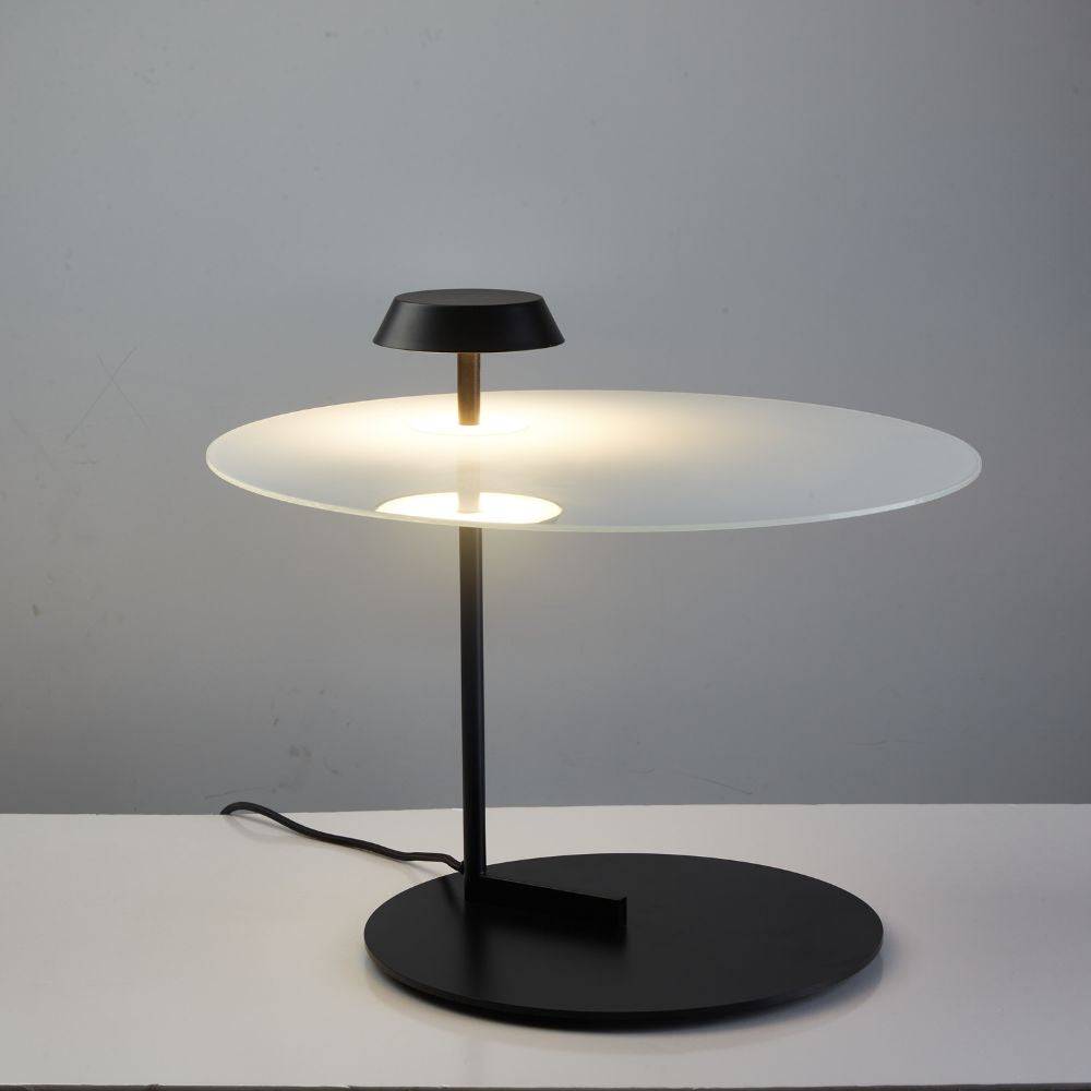 Dots Table Lamp Cy-Ltd-1010 -  Desk\table Lamps | مصباح طاولة منقط - ebarza Furniture UAE | Shop Modern Furniture in Abu Dhabi & Dubai - مفروشات ايبازرا في الامارات | تسوق اثاث عصري وديكورات مميزة في دبي وابوظبي