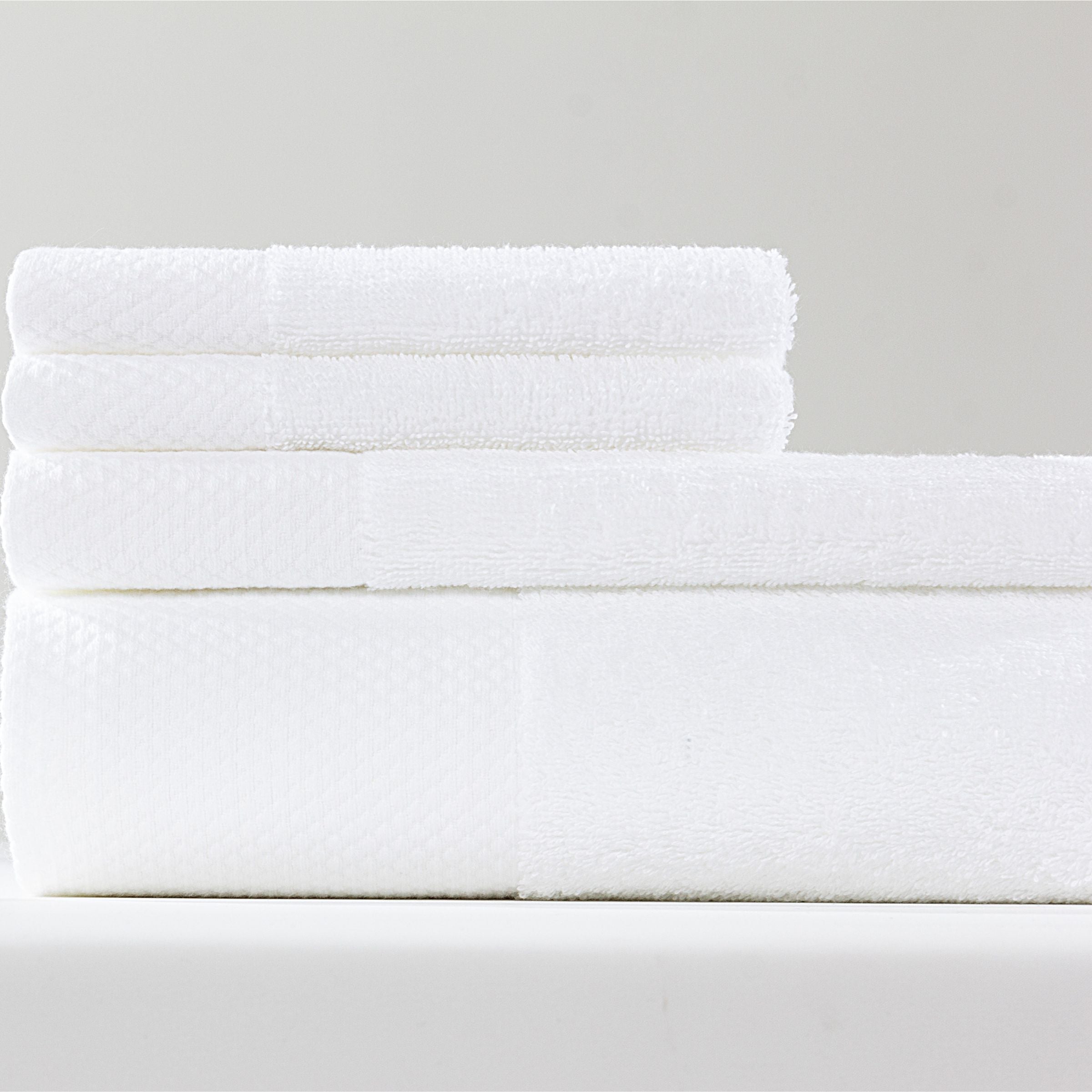 ebarza Dobby Border Towel Set  EBTS-001 -  Towels | مجموعة مناشف إيبارزا دوبي الحدودية - ebarza Furniture UAE | Shop Modern Furniture in Abu Dhabi & Dubai - مفروشات ايبازرا في الامارات | تسوق اثاث عصري وديكورات مميزة في دبي وابوظبي