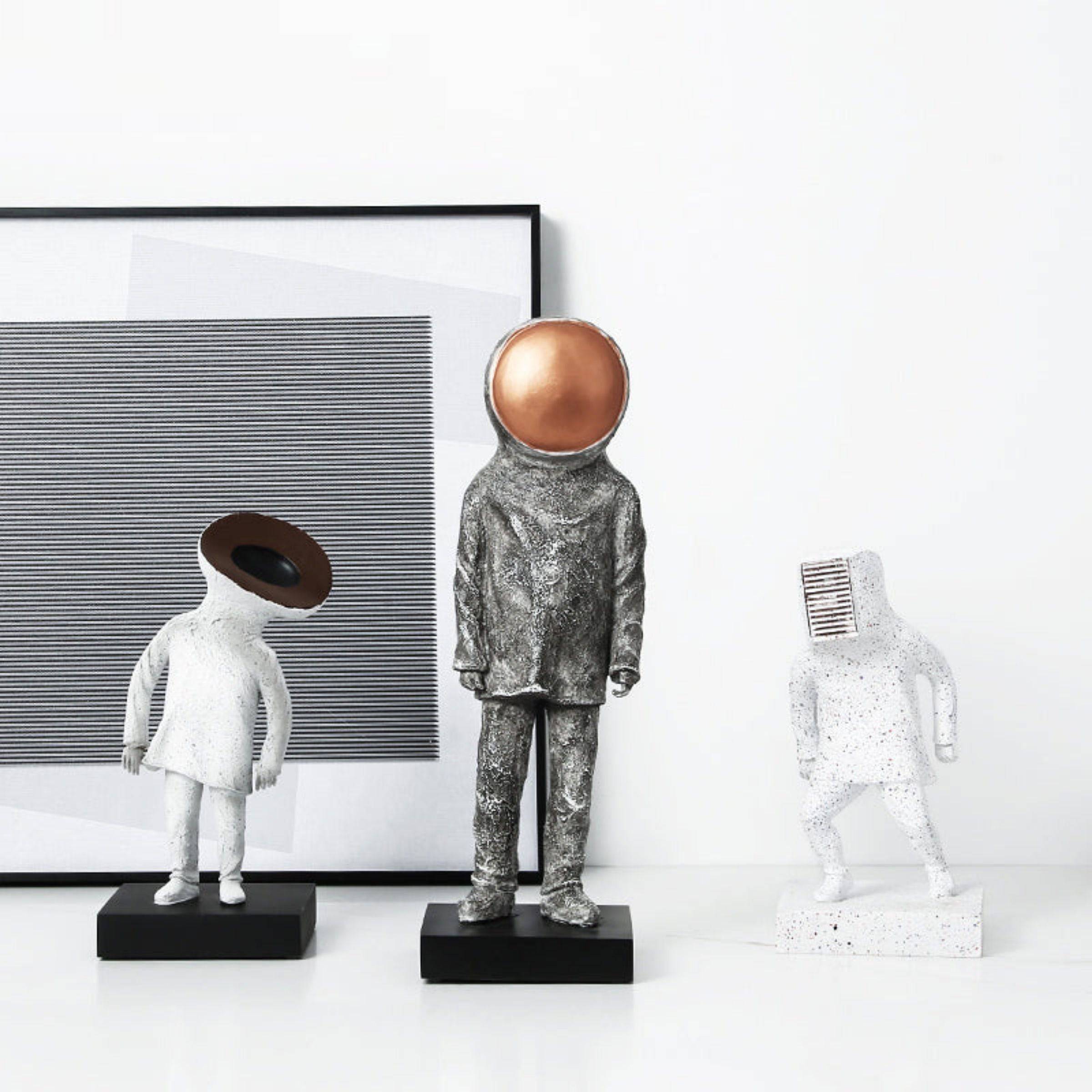 Faceless Man B Fc-Sz21100B -  Home Decor Figurines | ديكور رجل مجهول الهوية - ebarza Furniture UAE | Shop Modern Furniture in Abu Dhabi & Dubai - مفروشات ايبازرا في الامارات | تسوق اثاث عصري وديكورات مميزة في دبي وابوظبي