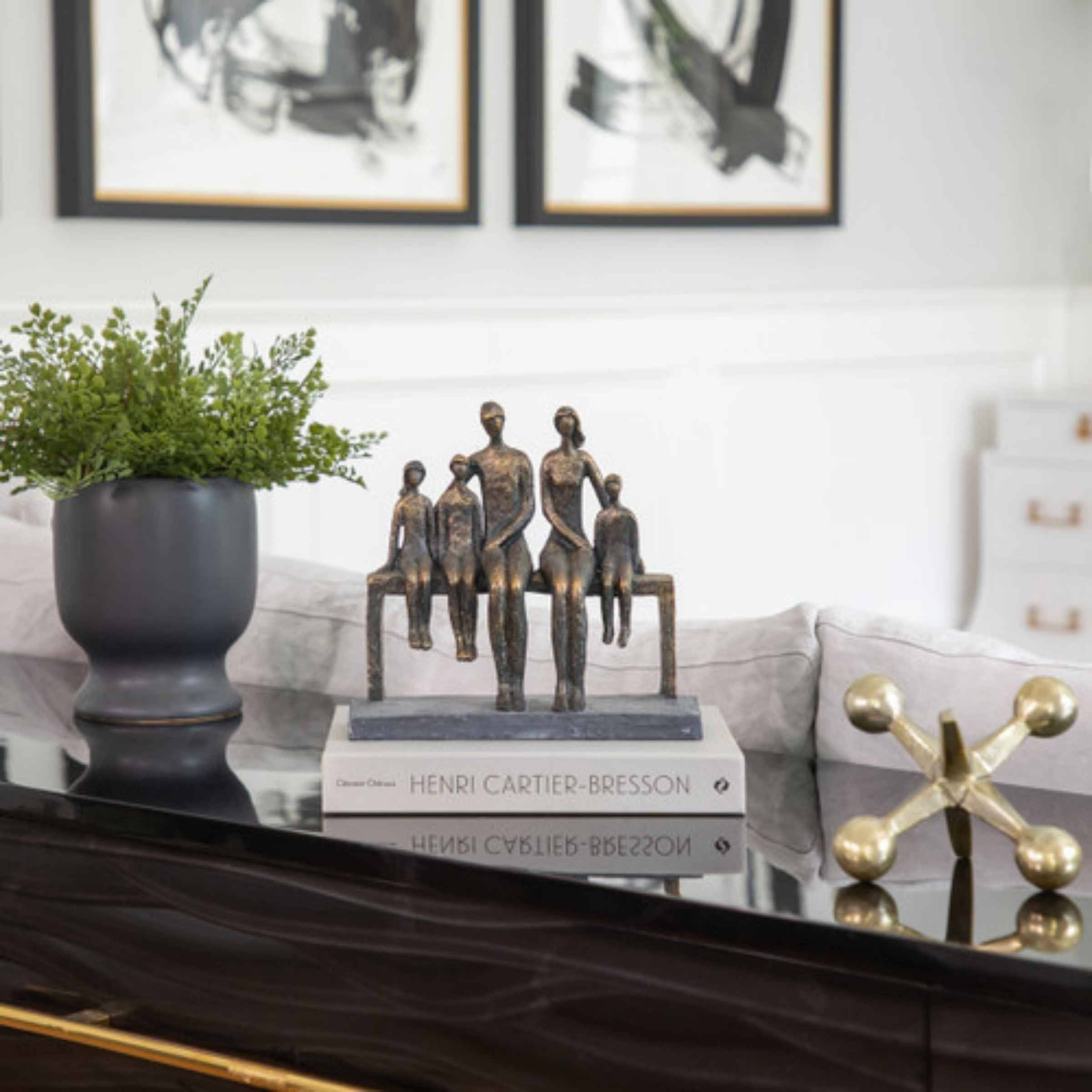 Family Polyresin Sculpture 25 Cm - Bronze 14884 -  Home Decor Figurines | للعائلة تمثال بوليريسين 25 سم - برونزي - ebarza Furniture UAE | Shop Modern Furniture in Abu Dhabi & Dubai - مفروشات ايبازرا في الامارات | تسوق اثاث عصري وديكورات مميزة في دبي وابوظبي