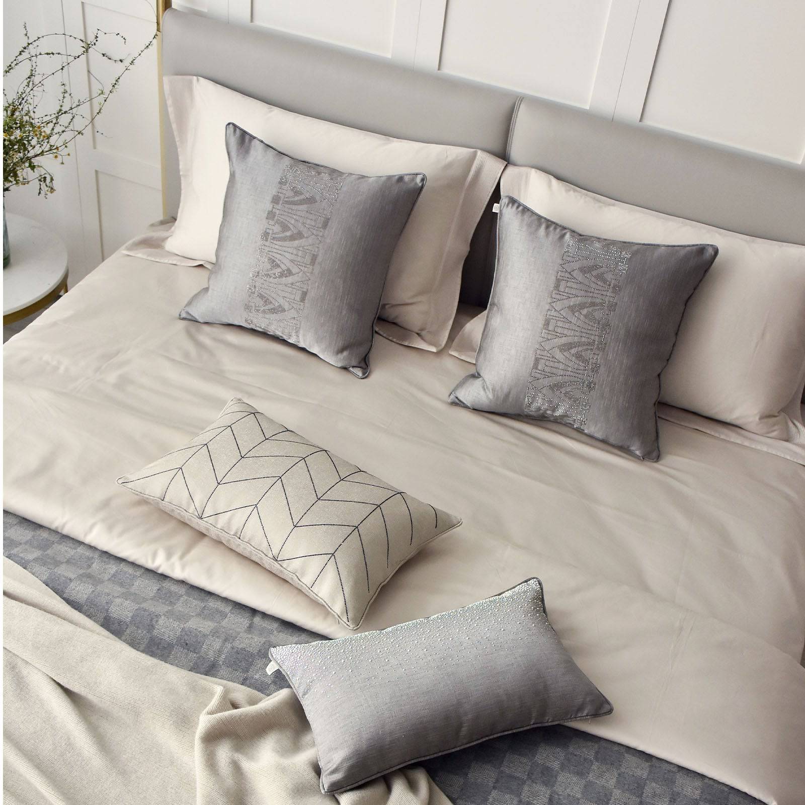 Gard Full Bedding Set Ebb-003 -  Bedding | مجموعة مفروشات جارد الكاملة - ebarza Furniture UAE | Shop Modern Furniture in Abu Dhabi & Dubai - مفروشات ايبازرا في الامارات | تسوق اثاث عصري وديكورات مميزة في دبي وابوظبي