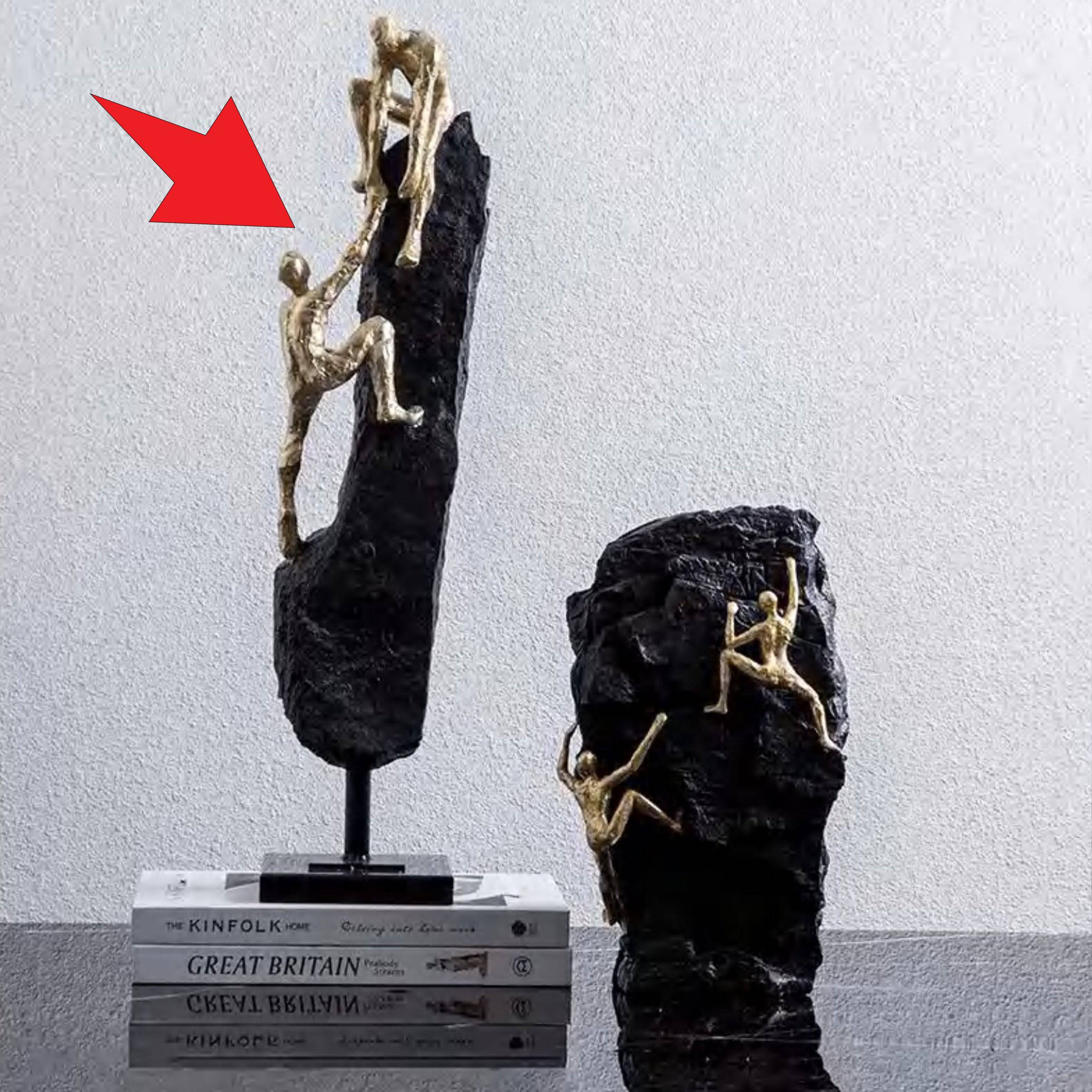 Golden Climbing Decoration-A Fa-Sz2031A -  Home Decor Figurines | زينة التسلق الذهبي - ebarza Furniture UAE | Shop Modern Furniture in Abu Dhabi & Dubai - مفروشات ايبازرا في الامارات | تسوق اثاث عصري وديكورات مميزة في دبي وابوظبي