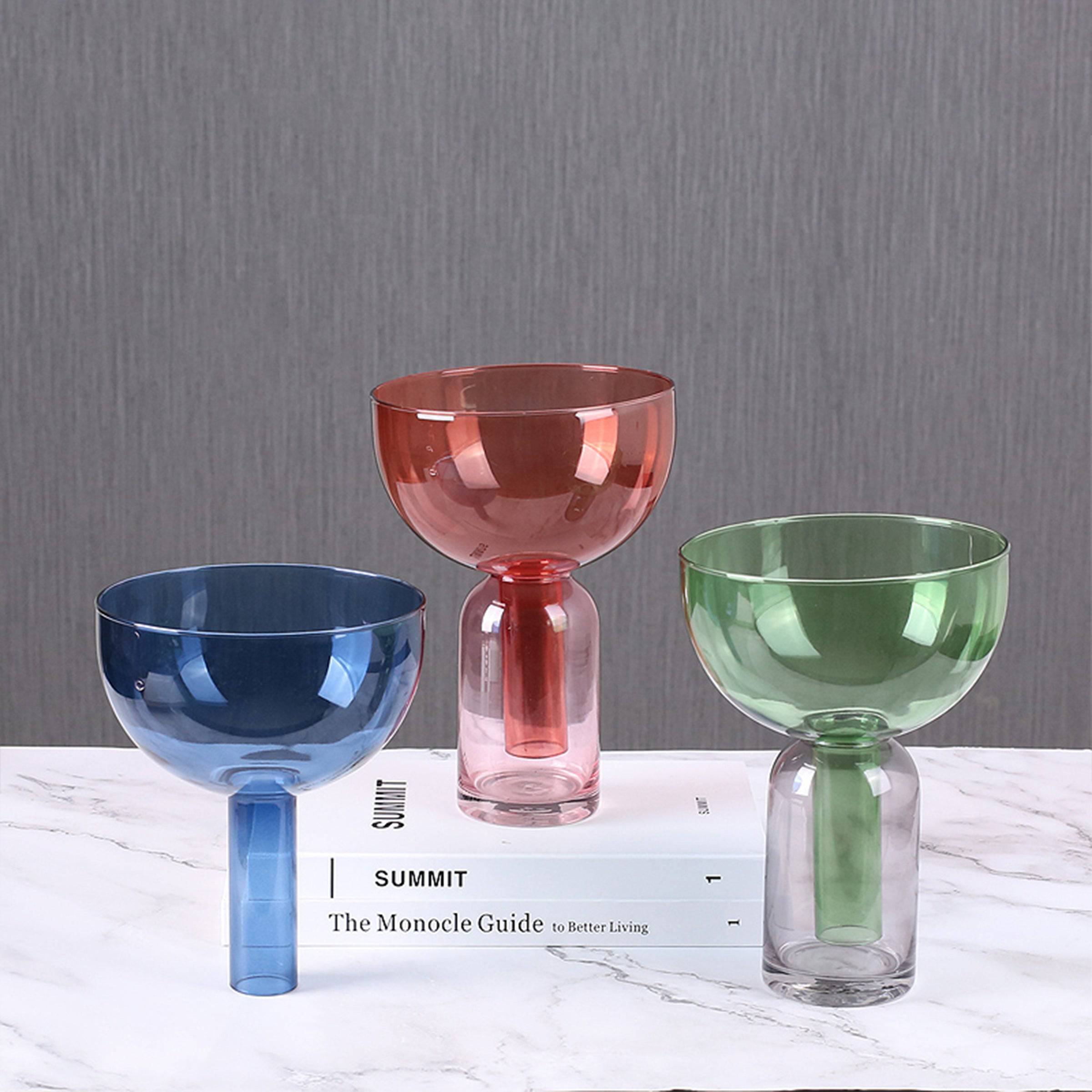 Green Funnel Vase Fb-Zs2029C -  Vases | إناء القمع أخضر - ebarza Furniture UAE | Shop Modern Furniture in Abu Dhabi & Dubai - مفروشات ايبازرا في الامارات | تسوق اثاث عصري وديكورات مميزة في دبي وابوظبي