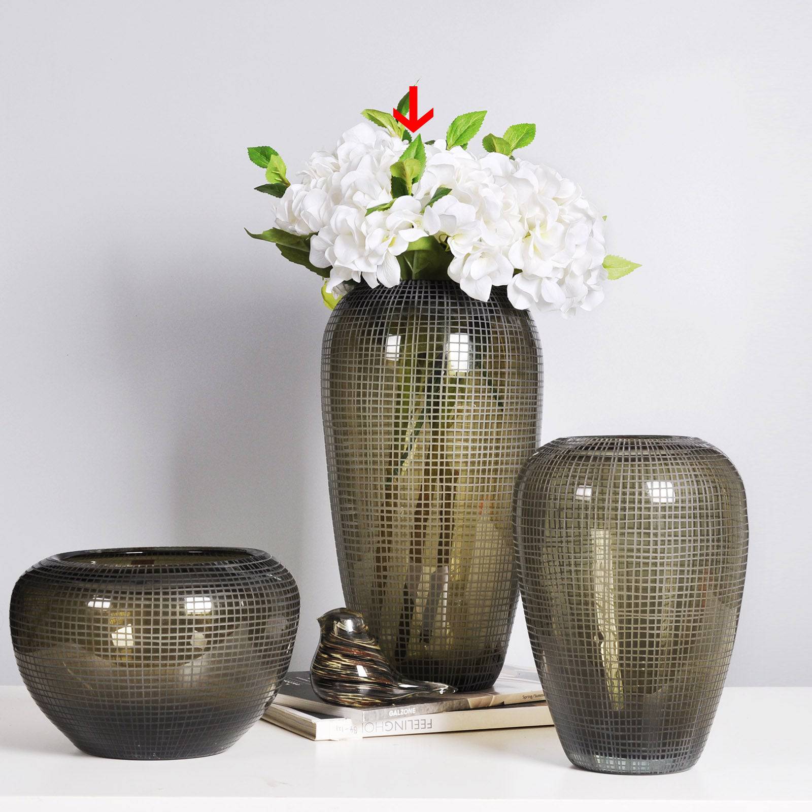 Handmade Balloton Glass Vase  13444-375 -  Vases - ebarza Furniture UAE | Shop Modern Furniture in Abu Dhabi & Dubai - مفروشات ايبازرا في الامارات | تسوق اثاث عصري وديكورات مميزة في دبي وابوظبي