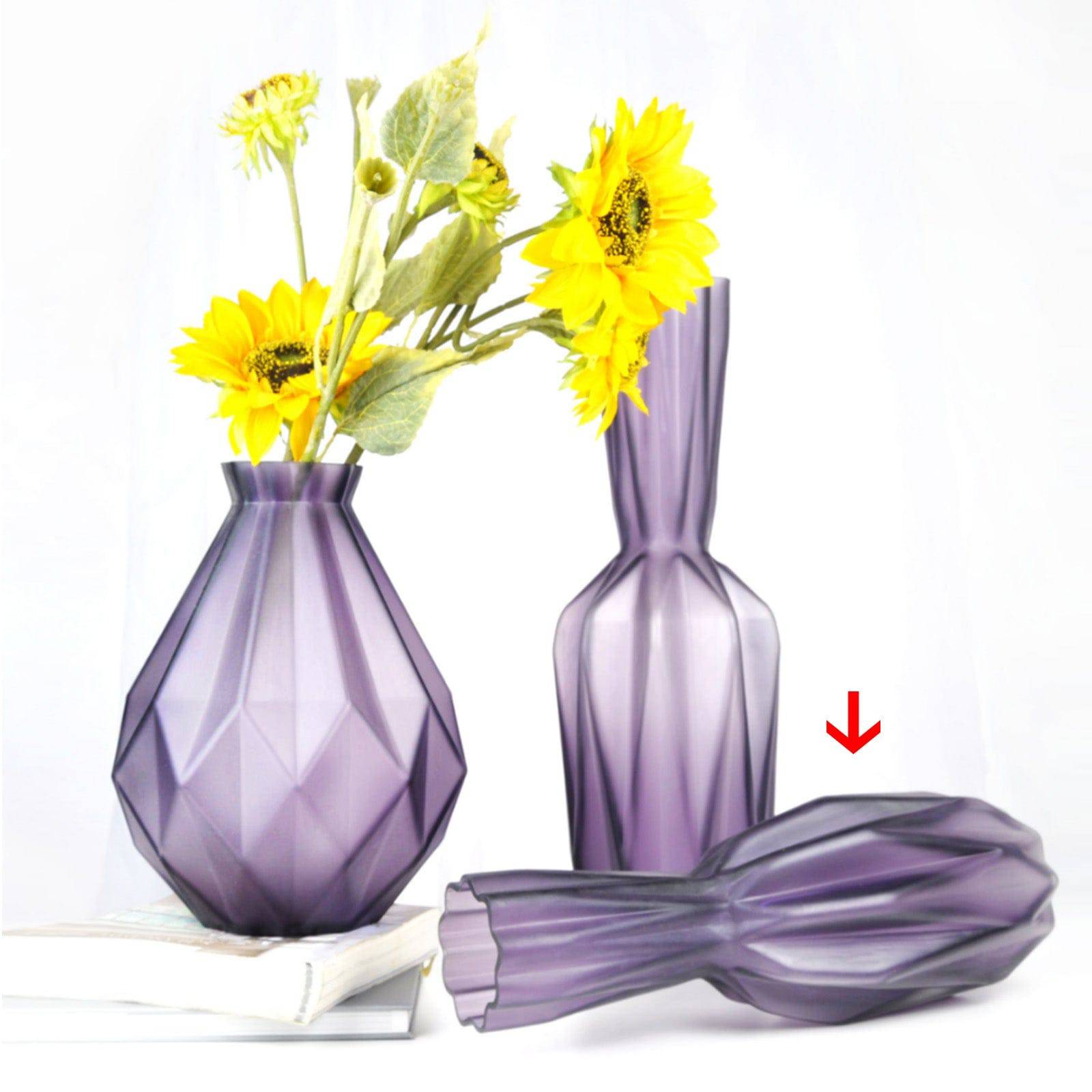 Handmade Balloton Glass Vase  14435-400 -  Vases - ebarza Furniture UAE | Shop Modern Furniture in Abu Dhabi & Dubai - مفروشات ايبازرا في الامارات | تسوق اثاث عصري وديكورات مميزة في دبي وابوظبي