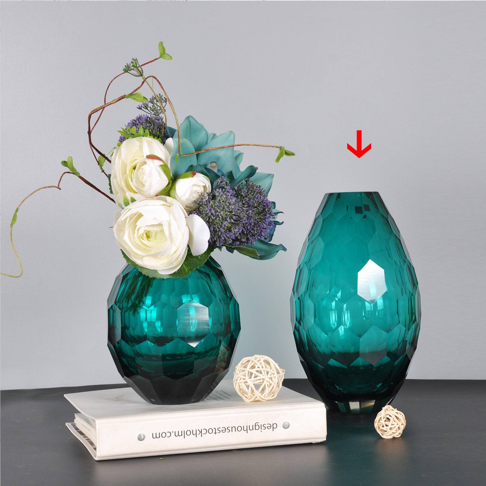 Handmade Balloton Glass Vase  17103-250 -  Vases - ebarza Furniture UAE | Shop Modern Furniture in Abu Dhabi & Dubai - مفروشات ايبازرا في الامارات | تسوق اثاث عصري وديكورات مميزة في دبي وابوظبي