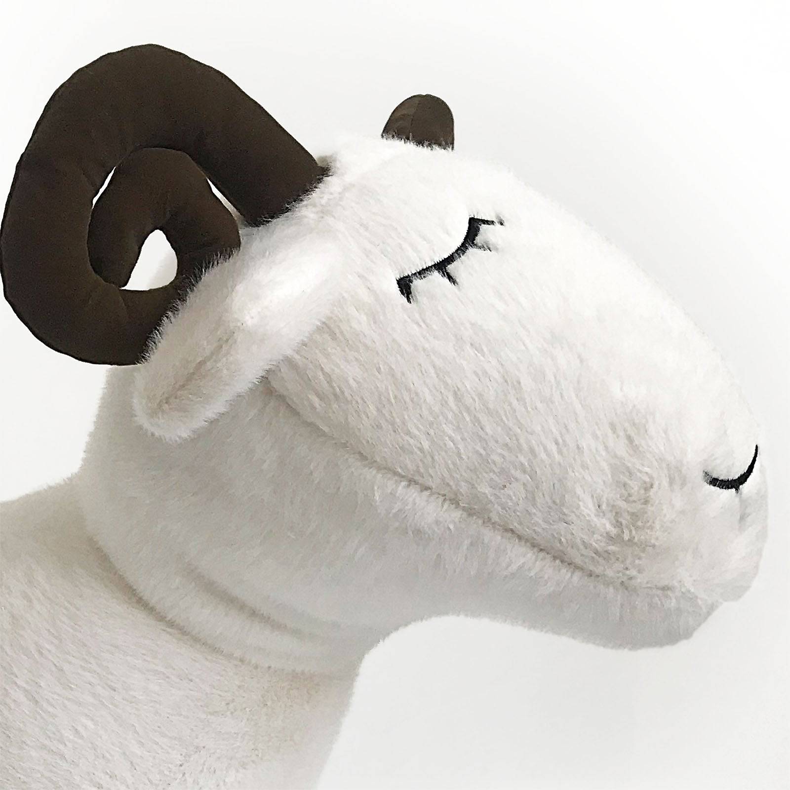 Handmade Cute Goat Decorative  Lt-E001 -  Kids Dolls | ديكور الماعز اللطيف المصنوع يدويًا - ebarza Furniture UAE | Shop Modern Furniture in Abu Dhabi & Dubai - مفروشات ايبازرا في الامارات | تسوق اثاث عصري وديكورات مميزة في دبي وابوظبي