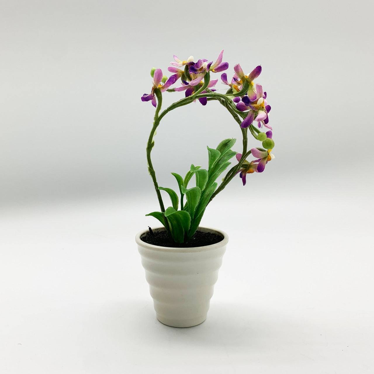 Handmade Decorative Artificial Plant+Planter Pot P00676-Purple -  Planter Boxes | نبات صناعي مزخرف يدويًا + وعاء زراعه - ebarza Furniture UAE | Shop Modern Furniture in Abu Dhabi & Dubai - مفروشات ايبازرا في الامارات | تسوق اثاث عصري وديكورات مميزة في دبي وابوظبي