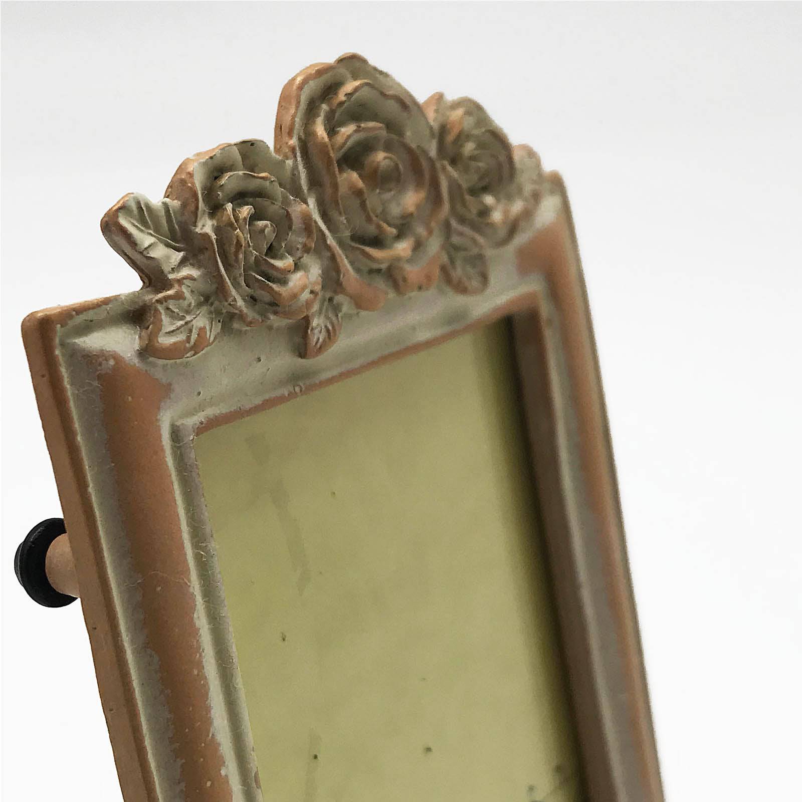 Handmade Zinc Photo Frame   Classic  40672-23B2N0 -  Photo Frames - ebarza Furniture UAE | Shop Modern Furniture in Abu Dhabi & Dubai - مفروشات ايبازرا في الامارات | تسوق اثاث عصري وديكورات مميزة في دبي وابوظبي