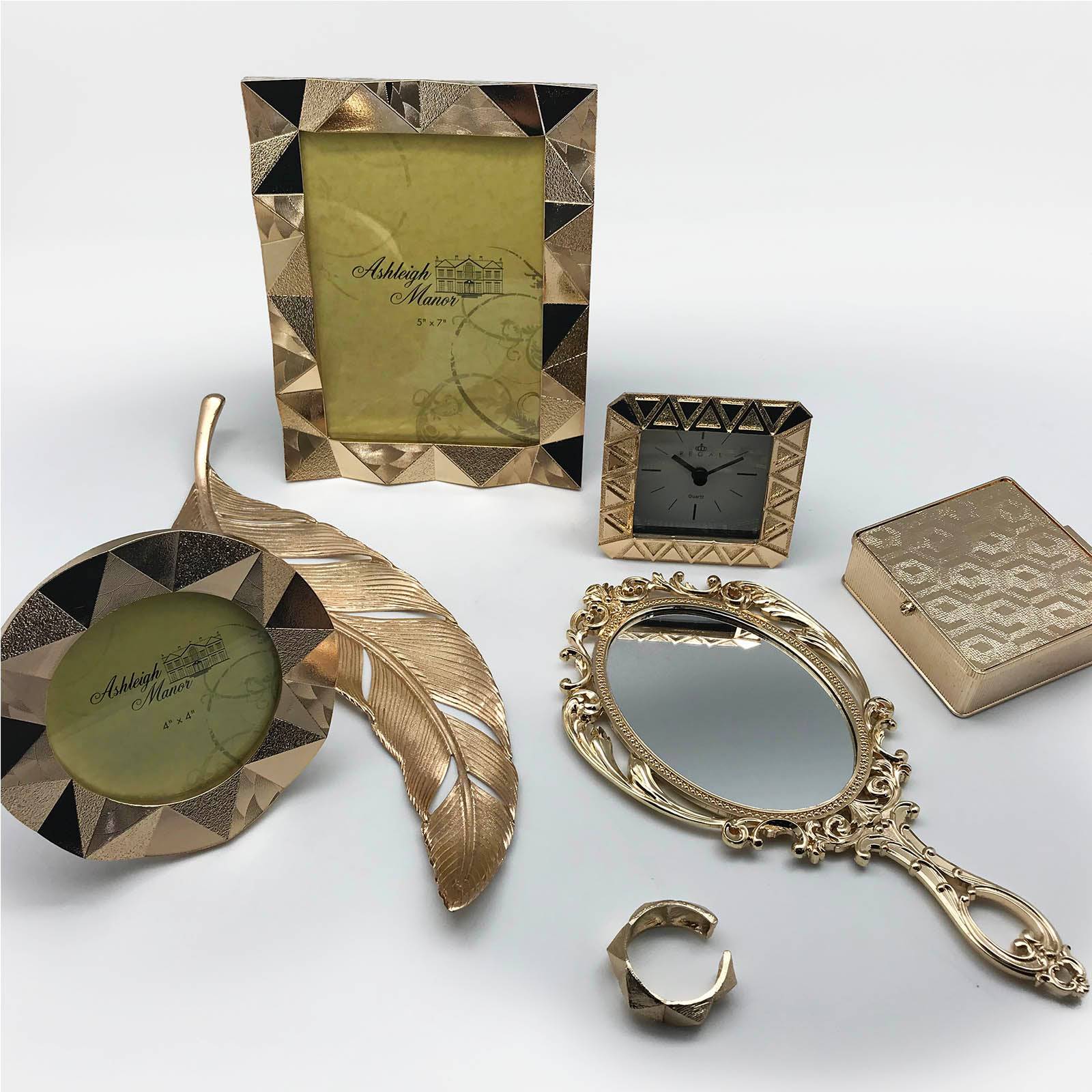 Handmade Zinc Photo Frame   Royal 40453-44Ai0 -  Photo Frames - ebarza Furniture UAE | Shop Modern Furniture in Abu Dhabi & Dubai - مفروشات ايبازرا في الامارات | تسوق اثاث عصري وديكورات مميزة في دبي وابوظبي