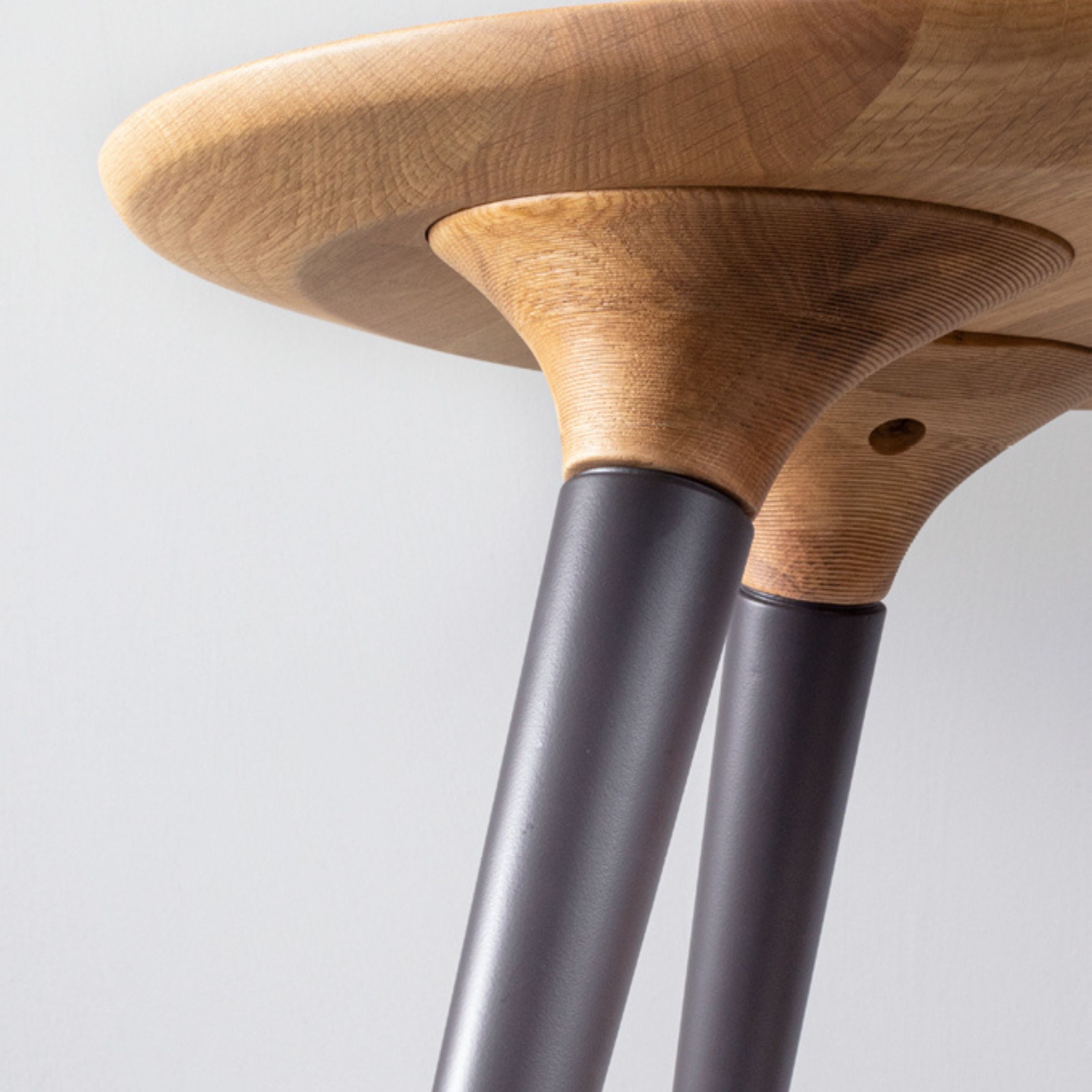 Hero Side Table HR-ST003 -  Side Tables - ebarza Furniture UAE | Shop Modern Furniture in Abu Dhabi & Dubai - مفروشات ايبازرا في الامارات | تسوق اثاث عصري وديكورات مميزة في دبي وابوظبي