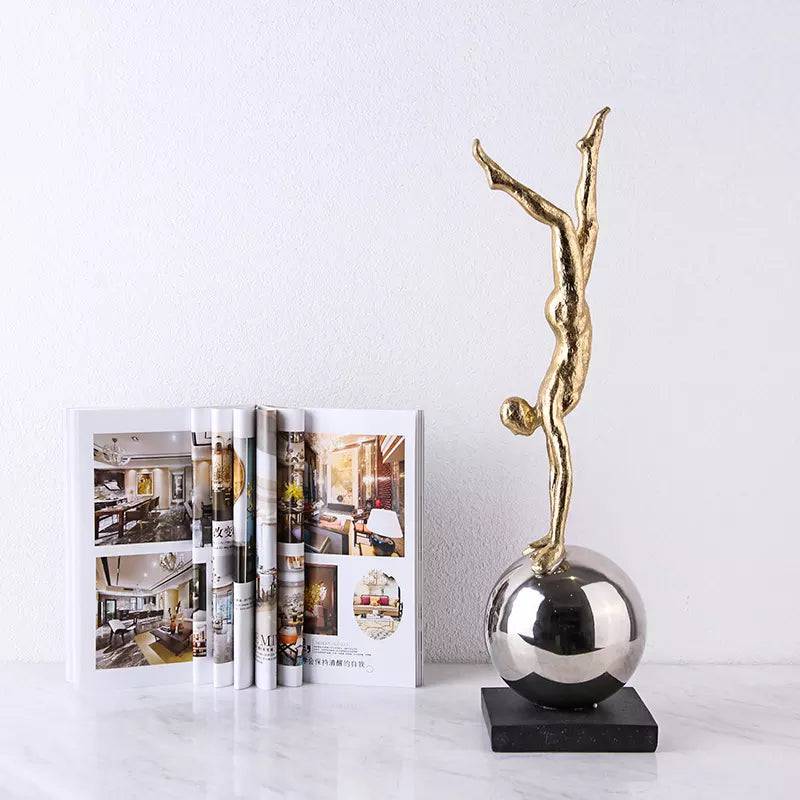 Inverted Man-Gold Fc-Sz2119B -  Home Decor Figurines | الرجل الذهب المقلوب - ebarza Furniture UAE | Shop Modern Furniture in Abu Dhabi & Dubai - مفروشات ايبازرا في الامارات | تسوق اثاث عصري وديكورات مميزة في دبي وابوظبي