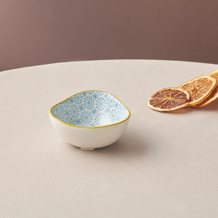 Karaca Floral Blue Triangle Snack Bowl 10 cm 153.03.08.2988 -  Bowls - ebarza Furniture UAE | Shop Modern Furniture in Abu Dhabi & Dubai - مفروشات ايبازرا في الامارات | تسوق اثاث عصري وديكورات مميزة في دبي وابوظبي