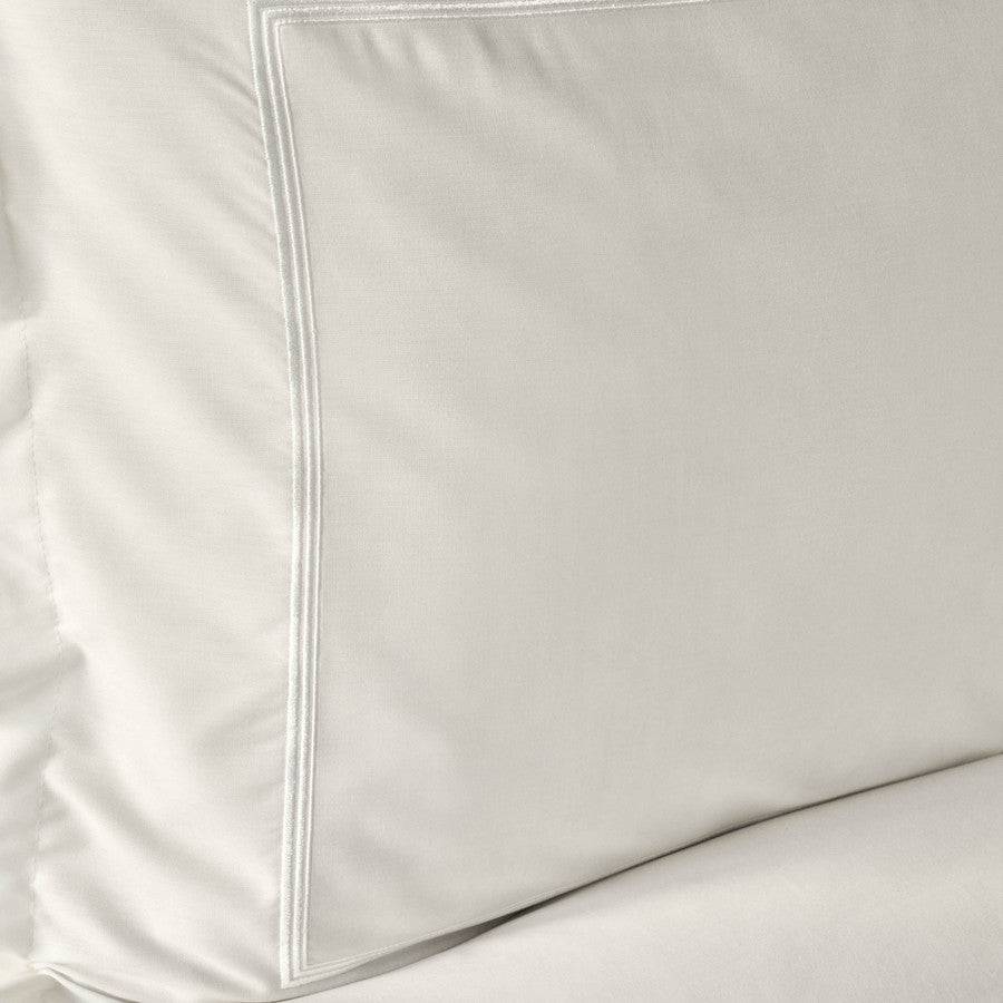 Karaca Home White Collection Moonrise 100% Cotton Double Duvet Cover Set 200.18.01.0644 -  Bedding | مجموعة كاراجا هوم الأبيض مجموعة غطاء لحاف مزدوج من القطن بنسبة 100٪ طلوع القمر - ebarza Furniture UAE | Shop Modern Furniture in Abu Dhabi & Dubai - مفروشات ايبازرا في الامارات | تسوق اثاث عصري وديكورات مميزة في دبي وابوظبي