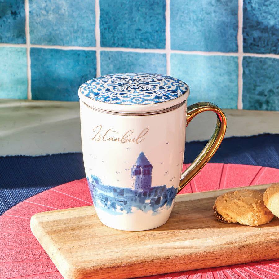 Karaca Istanbul Lidded Mug 153.03.06.4673 -  Mugs | كوب كاراجا إسطنبول بغطاء - ebarza Furniture UAE | Shop Modern Furniture in Abu Dhabi & Dubai - مفروشات ايبازرا في الامارات | تسوق اثاث عصري وديكورات مميزة في دبي وابوظبي