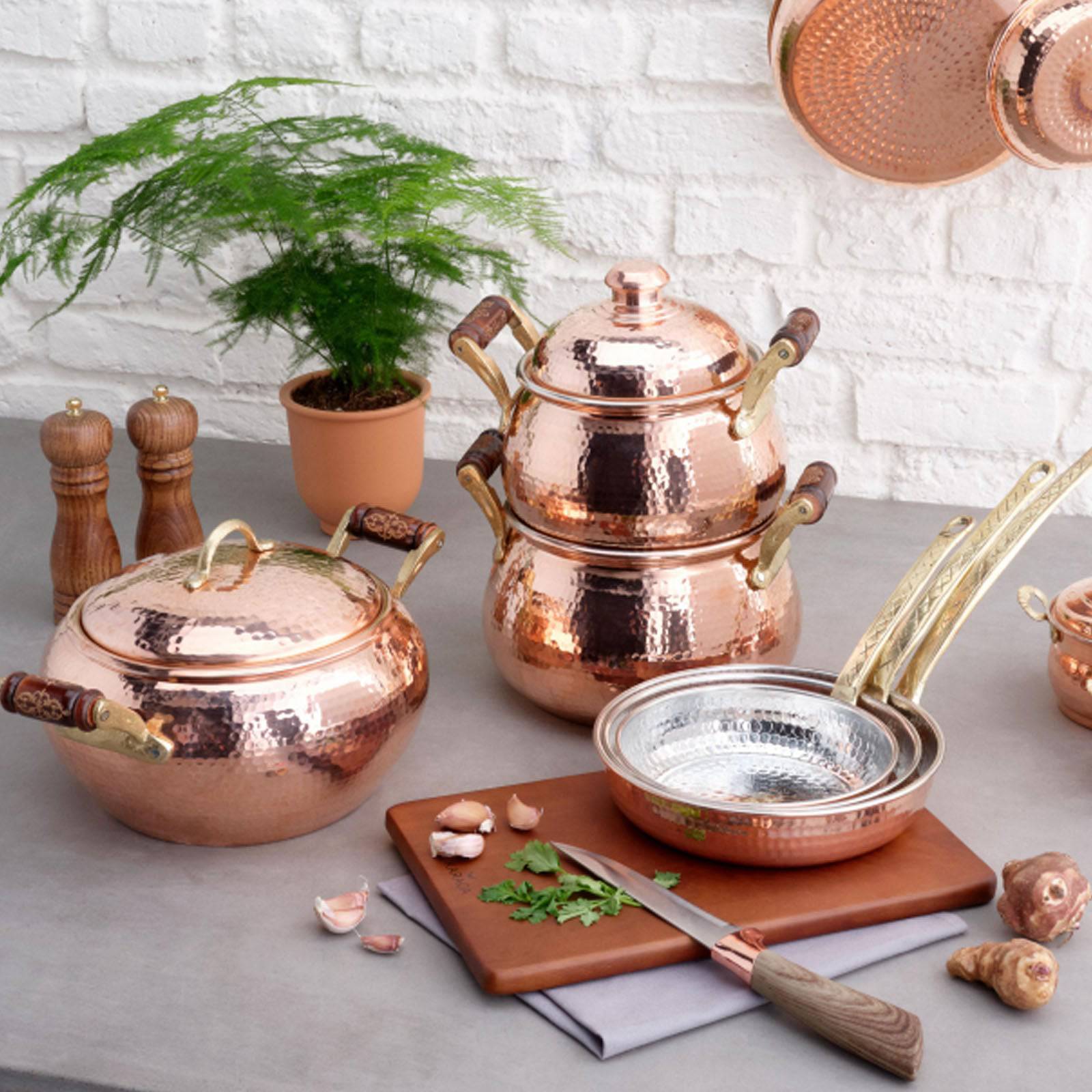 Karaca Mesopotamia Copper 20 Cm Cup Pot 153.03.08.0064 -  Cookware Sets - ebarza Furniture UAE | Shop Modern Furniture in Abu Dhabi & Dubai - مفروشات ايبازرا في الامارات | تسوق اثاث عصري وديكورات مميزة في دبي وابوظبي