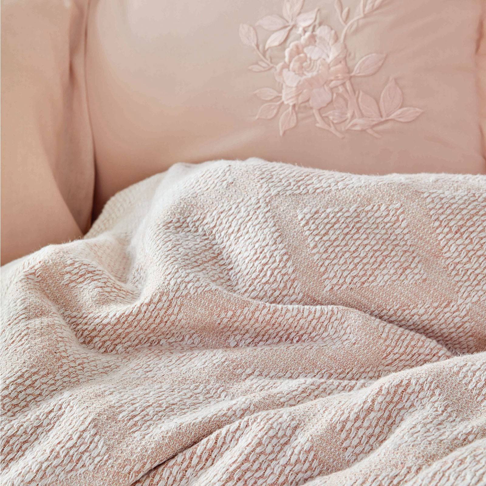 Miracle Blush  Bedding  Set 200.16.01.0052 -  Bedding - ebarza Furniture UAE | Shop Modern Furniture in Abu Dhabi & Dubai - مفروشات ايبازرا في الامارات | تسوق اثاث عصري وديكورات مميزة في دبي وابوظبي