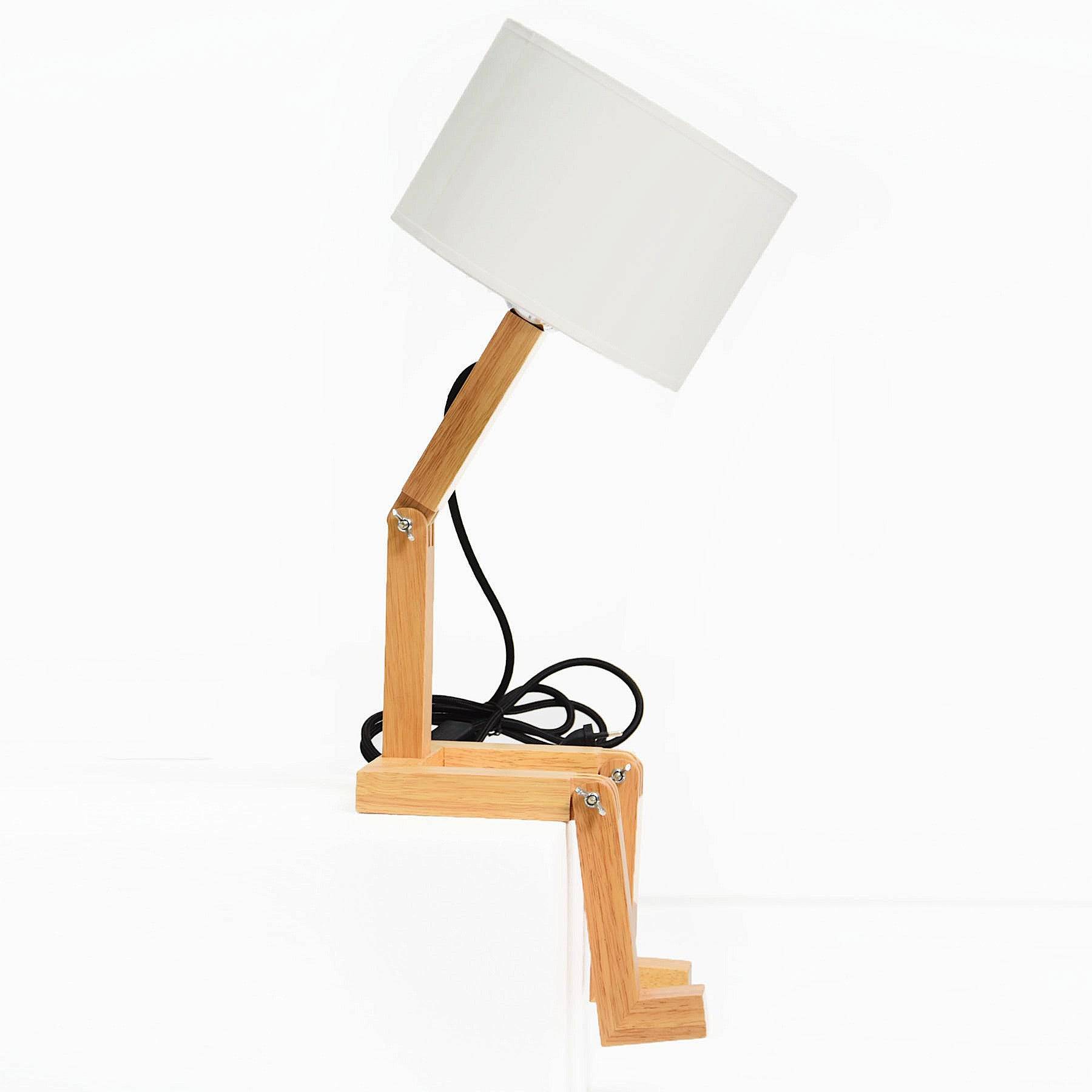 Mr.Lonley Solid Wood Table Lamp Bpmt01-N -  Desk\table Lamps | مصباح طاولة من الخشب الصلب مستر لونلي - ebarza Furniture UAE | Shop Modern Furniture in Abu Dhabi & Dubai - مفروشات ايبازرا في الامارات | تسوق اثاث عصري وديكورات مميزة في دبي وابوظبي