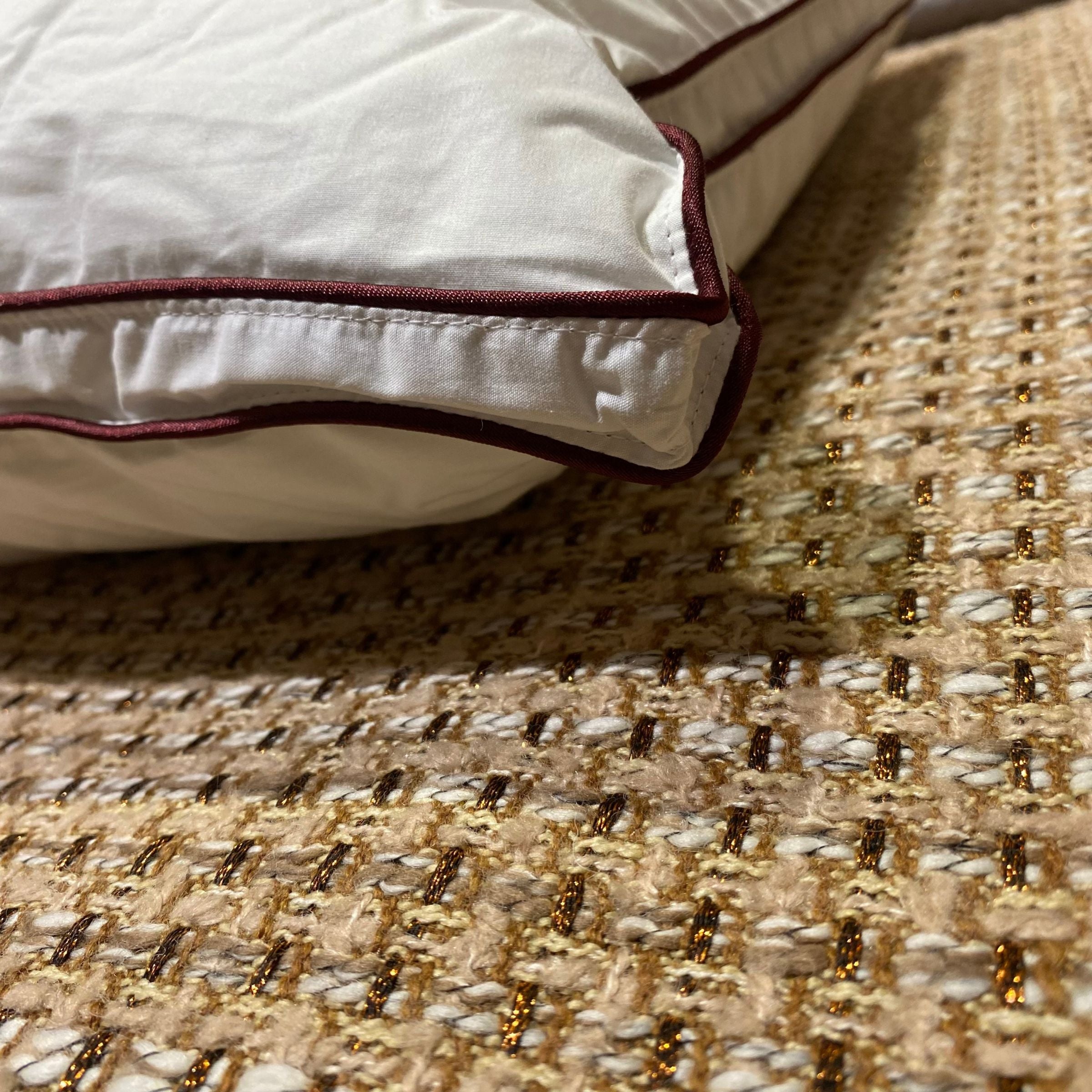 Nanofiber Pillow 50X70 Cm 010505385 / 010105385 -  Bedding - ebarza Furniture UAE | Shop Modern Furniture in Abu Dhabi & Dubai - مفروشات ايبازرا في الامارات | تسوق اثاث عصري وديكورات مميزة في دبي وابوظبي