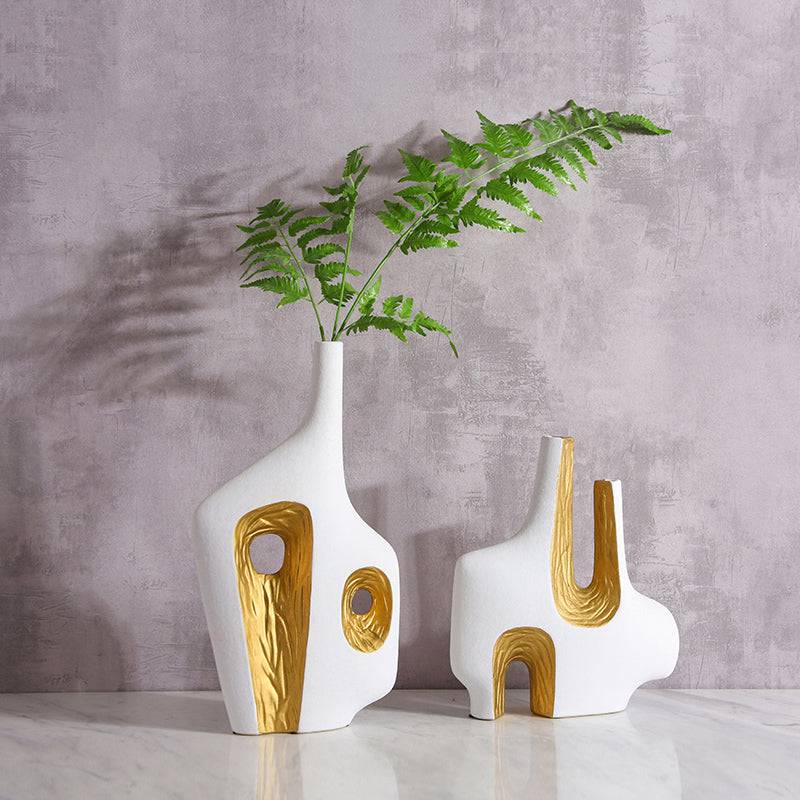 Notch Vase-A Fa-D2113A -  Vases - ebarza Furniture UAE | Shop Modern Furniture in Abu Dhabi & Dubai - مفروشات ايبازرا في الامارات | تسوق اثاث عصري وديكورات مميزة في دبي وابوظبي