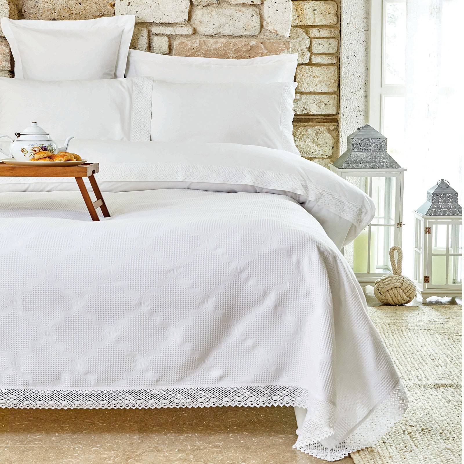 Olivia Beyaz   Bedding  Set 200.16.01.0244 -  Bedding - ebarza Furniture UAE | Shop Modern Furniture in Abu Dhabi & Dubai - مفروشات ايبازرا في الامارات | تسوق اثاث عصري وديكورات مميزة في دبي وابوظبي