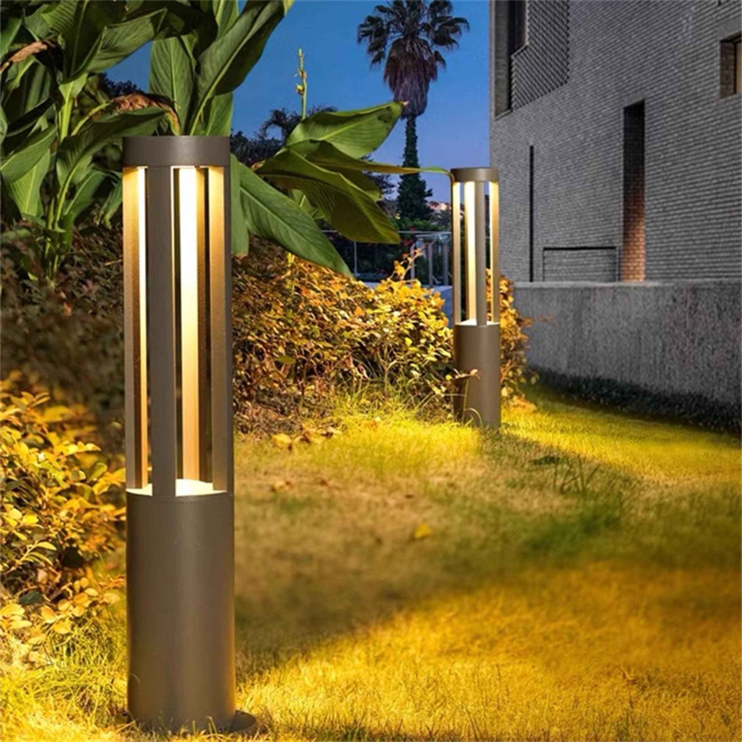 Outdoor Lawn Light HTD-K-2901 -  Outdoor lightings - ebarza Furniture UAE | Shop Modern Furniture in Abu Dhabi & Dubai - مفروشات ايبازرا في الامارات | تسوق اثاث عصري وديكورات مميزة في دبي وابوظبي