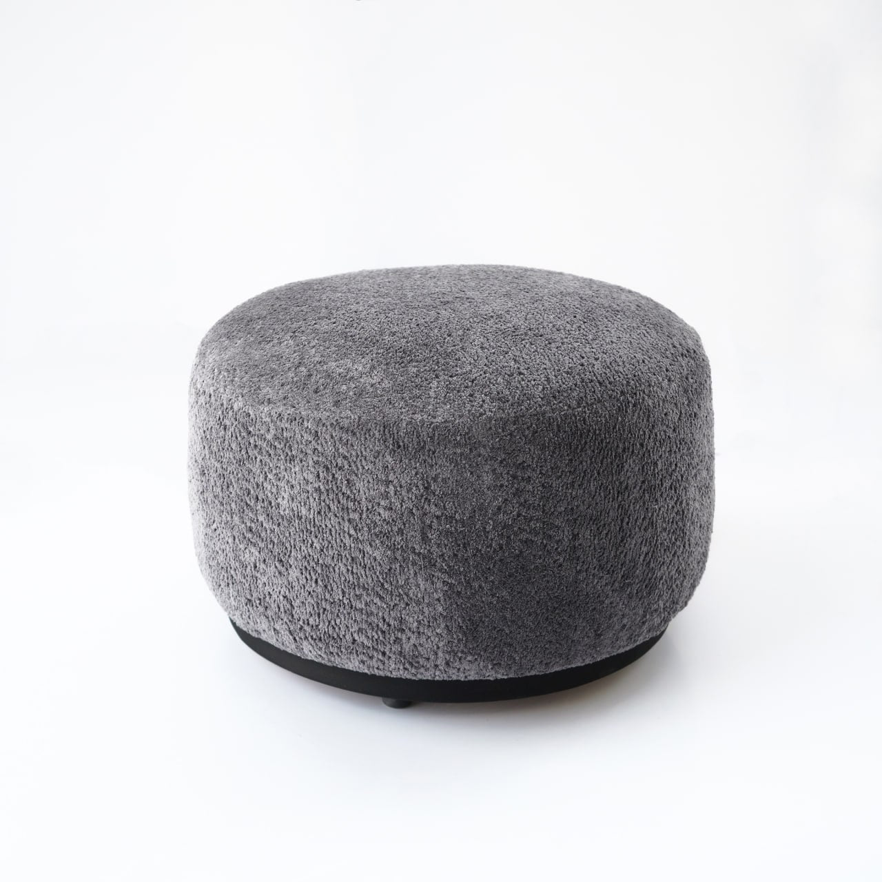 Crown Pouf Gray SBRN-CRNPUFG -  Poufs | تاج بوف جراي - ebarza Furniture UAE | Shop Modern Furniture in Abu Dhabi & Dubai - مفروشات ايبازرا في الامارات | تسوق اثاث عصري وديكورات مميزة في دبي وابوظبي