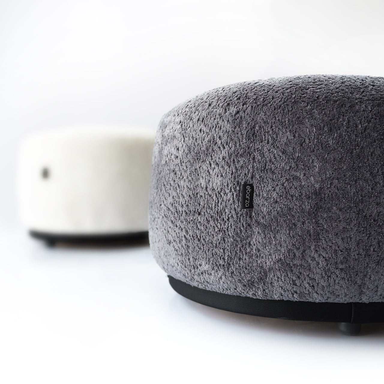 Crown Pouf Gray SBRN-CRNPUFG -  Poufs | تاج بوف جراي - ebarza Furniture UAE | Shop Modern Furniture in Abu Dhabi & Dubai - مفروشات ايبازرا في الامارات | تسوق اثاث عصري وديكورات مميزة في دبي وابوظبي