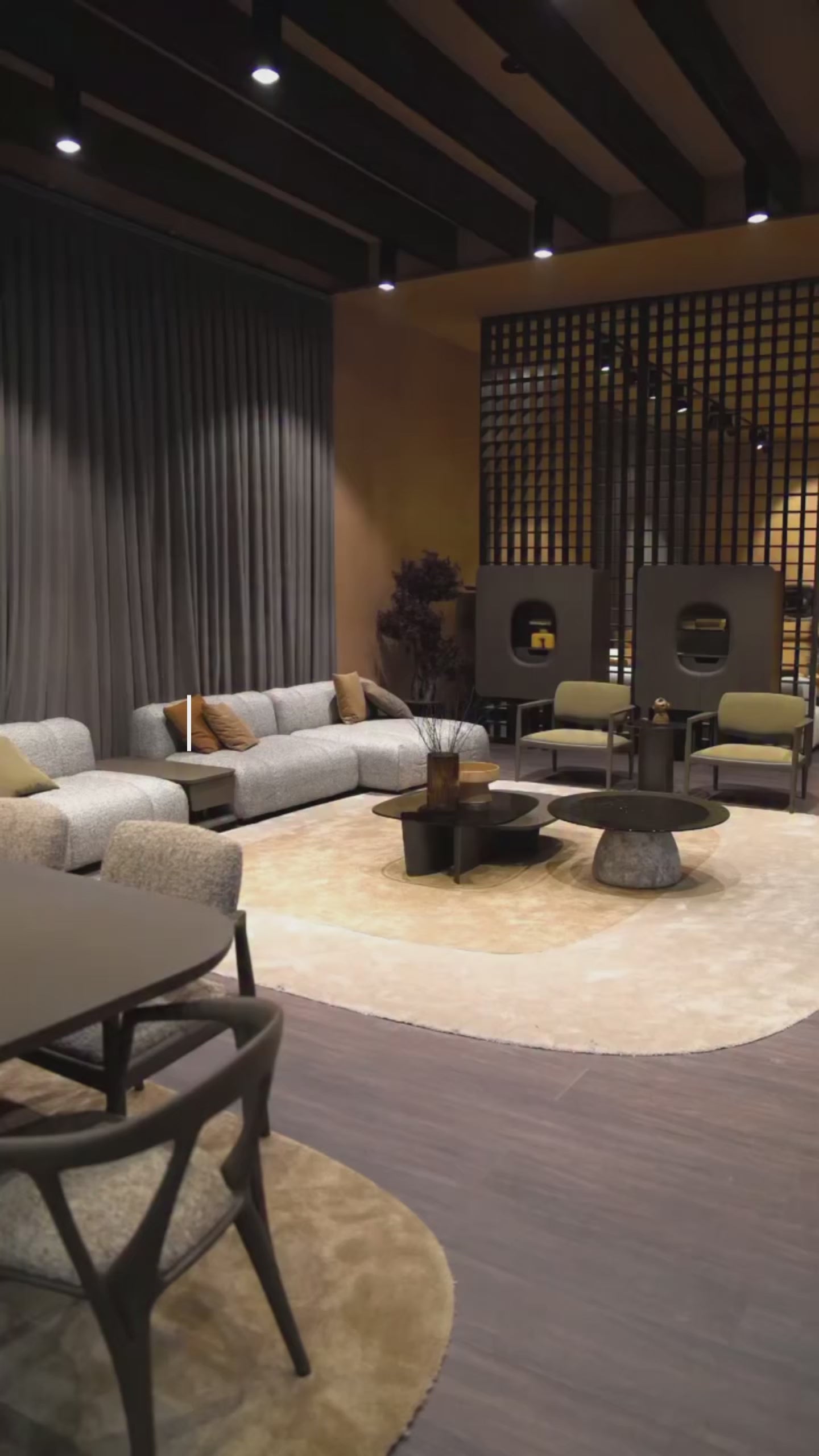 Bold collection 2026

Bold combination of Italian elegance with modern lines,
offering both style and comfort, Crafted from high-quallty
Materials, travertine, grey marble & wood

مزيج جريء من الأناقة الإيطالية مع خطوط عصرية، يقدم الأسلوب والراحة معًا. مصنوع من مواد عالية الجودة: الترافرتين، الرخام الرمادي، والخشب.