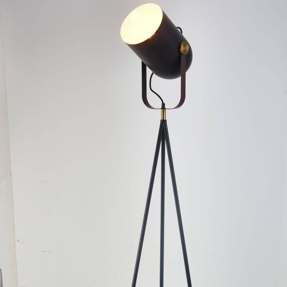 S-Class Black Floor Lamp Cy-Ltd-1006-B -  Floor Lamps | مصباح أرضي أسود من الفئة S - ebarza Furniture UAE | Shop Modern Furniture in Abu Dhabi & Dubai - مفروشات ايبازرا في الامارات | تسوق اثاث عصري وديكورات مميزة في دبي وابوظبي