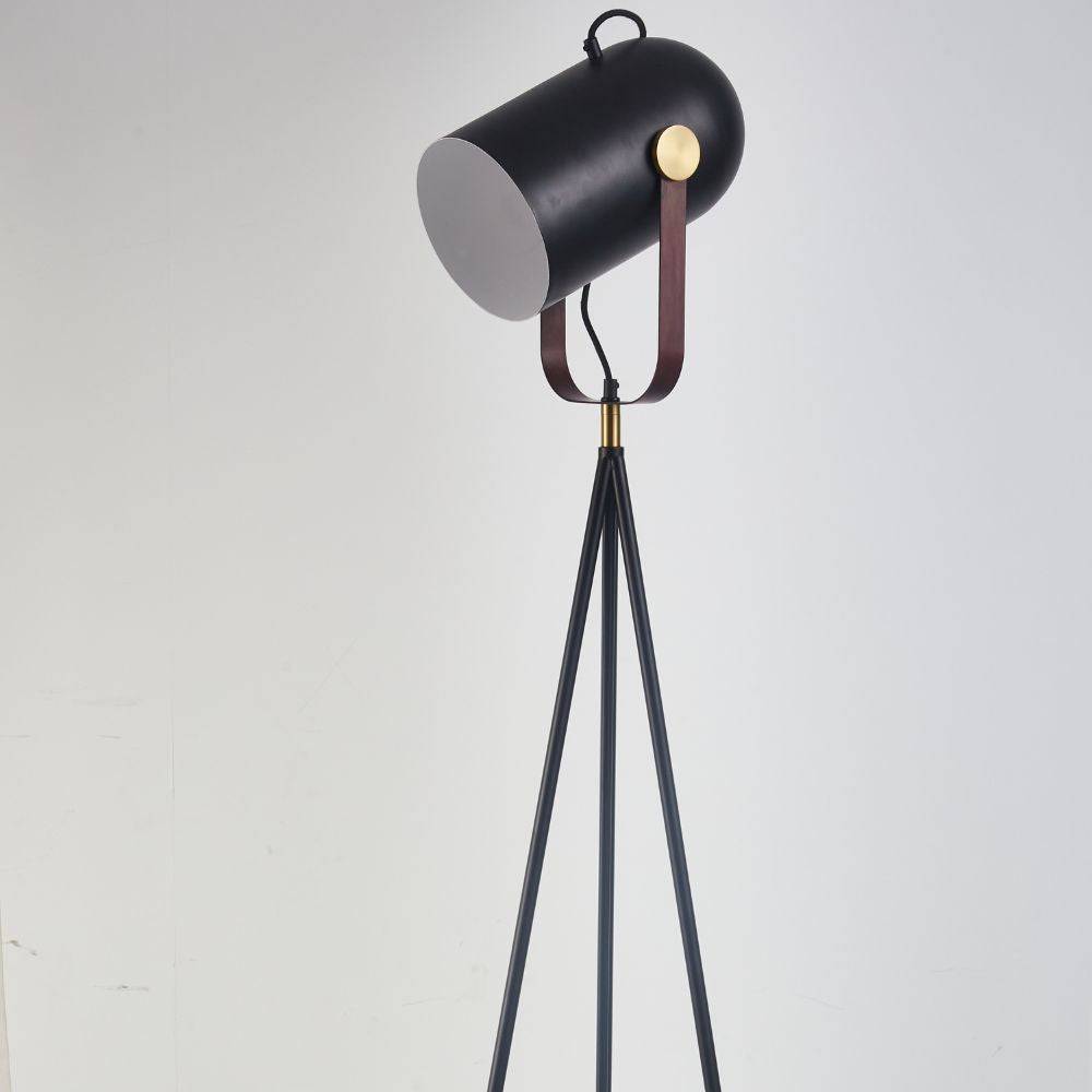 S-Class Black Floor Lamp Cy-Ltd-1006-B -  Floor Lamps | مصباح أرضي أسود من الفئة S - ebarza Furniture UAE | Shop Modern Furniture in Abu Dhabi & Dubai - مفروشات ايبازرا في الامارات | تسوق اثاث عصري وديكورات مميزة في دبي وابوظبي