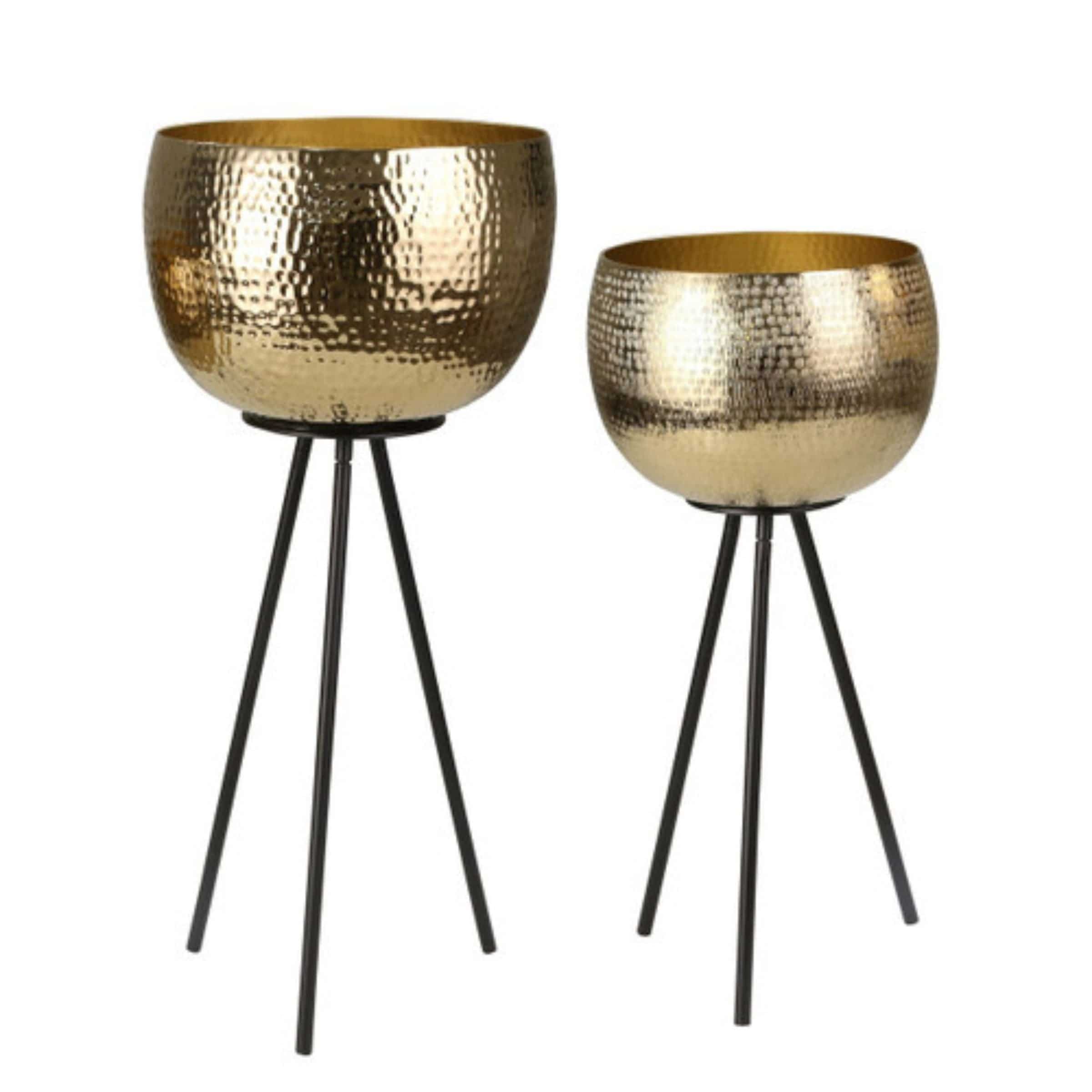 Set Of 2 Hammered Bowl Iron Planters 26 Cm And 22 Cm  14270 -  Planter Boxes | مجموعة من 2 أوعية مزارعة حديد 26 سم و 22 سم - ebarza Furniture UAE | Shop Modern Furniture in Abu Dhabi & Dubai - مفروشات ايبازرا في الامارات | تسوق اثاث عصري وديكورات مميزة في دبي وابوظبي