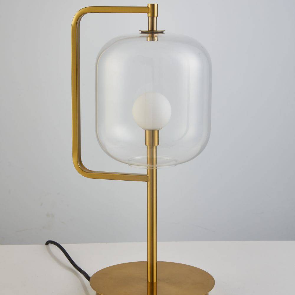 Sherlock Gold Table Lamp Cy-Ltd-1013 -  Desk\table Lamps | مصباح طاولة شيرلوك جولد - ebarza Furniture UAE | Shop Modern Furniture in Abu Dhabi & Dubai - مفروشات ايبازرا في الامارات | تسوق اثاث عصري وديكورات مميزة في دبي وابوظبي