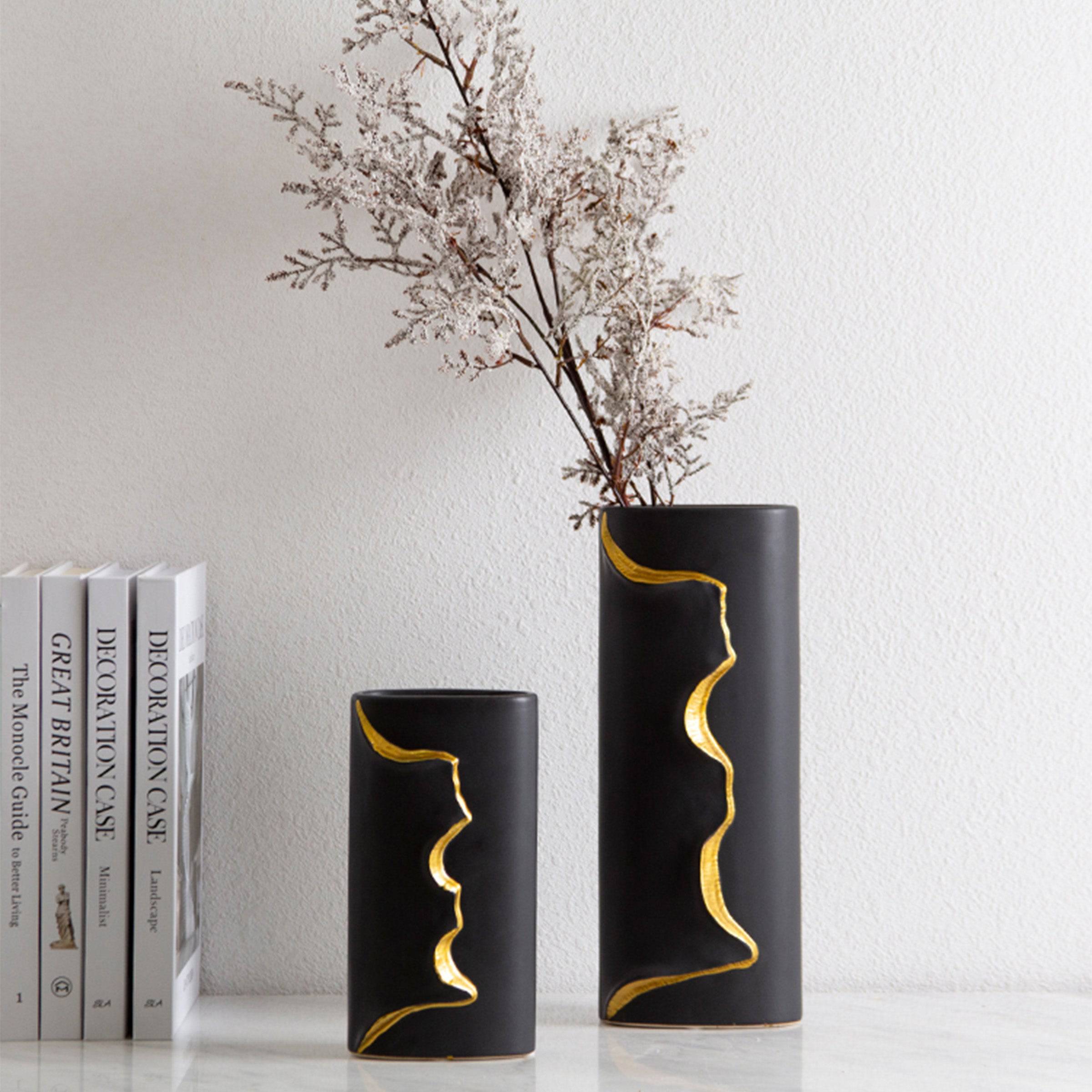 Sideline Vase -A Fa-D2122A -  Vases | إناء سايدلاين - ebarza Furniture UAE | Shop Modern Furniture in Abu Dhabi & Dubai - مفروشات ايبازرا في الامارات | تسوق اثاث عصري وديكورات مميزة في دبي وابوظبي