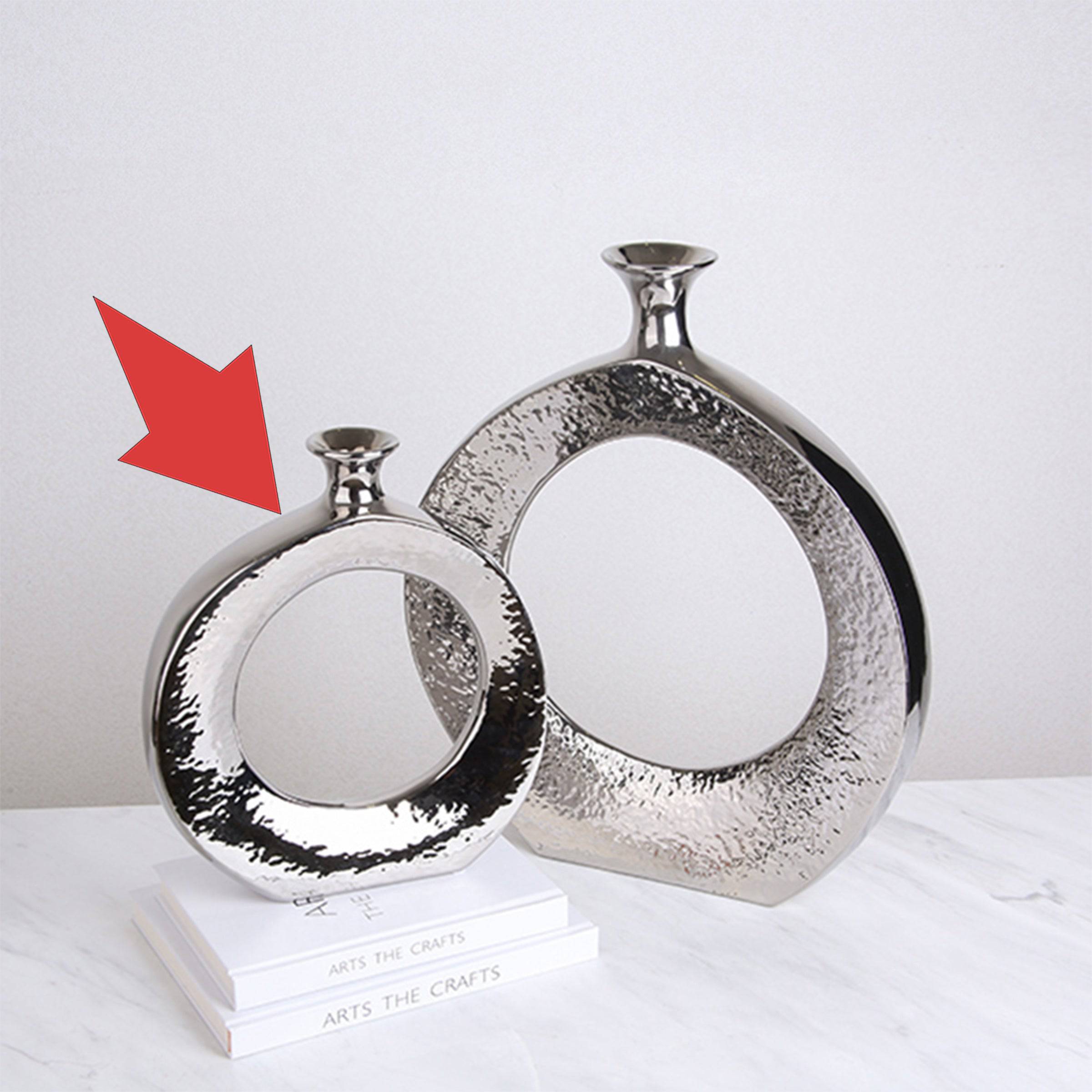 Silver Circle Vase-B Fa-D1960B -  Vases | مزهرية دائرية فضية - ebarza Furniture UAE | Shop Modern Furniture in Abu Dhabi & Dubai - مفروشات ايبازرا في الامارات | تسوق اثاث عصري وديكورات مميزة في دبي وابوظبي