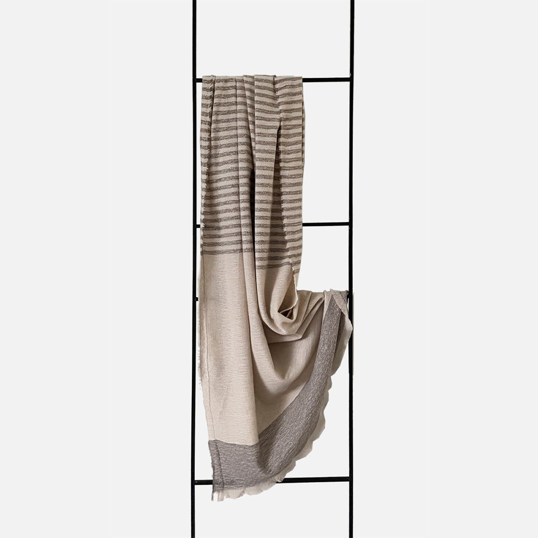 SKJH Morton Cashmere-like Blanket - ETB008 -  Blankets - ebarza Furniture UAE | Shop Modern Furniture in Abu Dhabi & Dubai - مفروشات ايبازرا في الامارات | تسوق اثاث عصري وديكورات مميزة في دبي وابوظبي