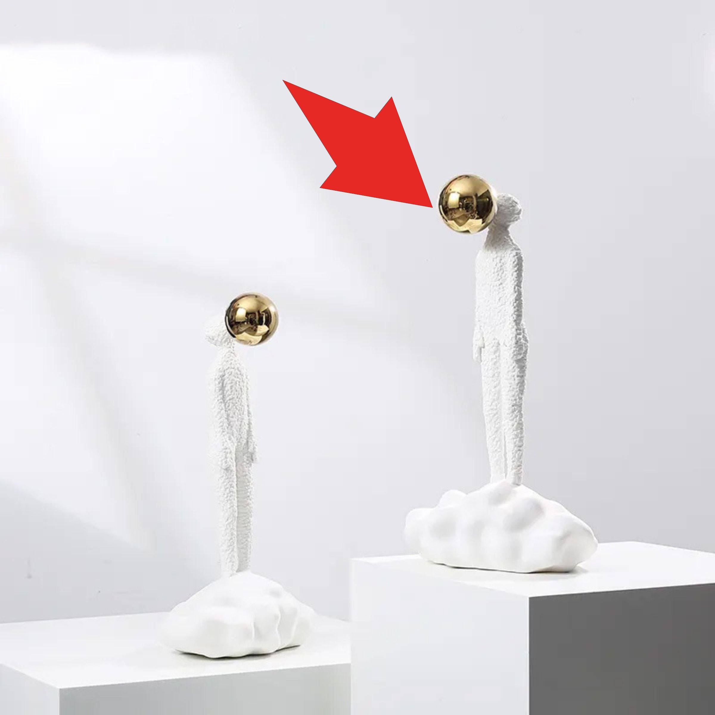 White & Gold Resin Figurative Sculpture - Large Fc-Sz2181A -  Home Decor Figurines | نحت تصويري من الراتنج الأبيض والذهبي - كبير - ebarza Furniture UAE | Shop Modern Furniture in Abu Dhabi & Dubai - مفروشات ايبازرا في الامارات | تسوق اثاث عصري وديكورات مميزة في دبي وابوظبي