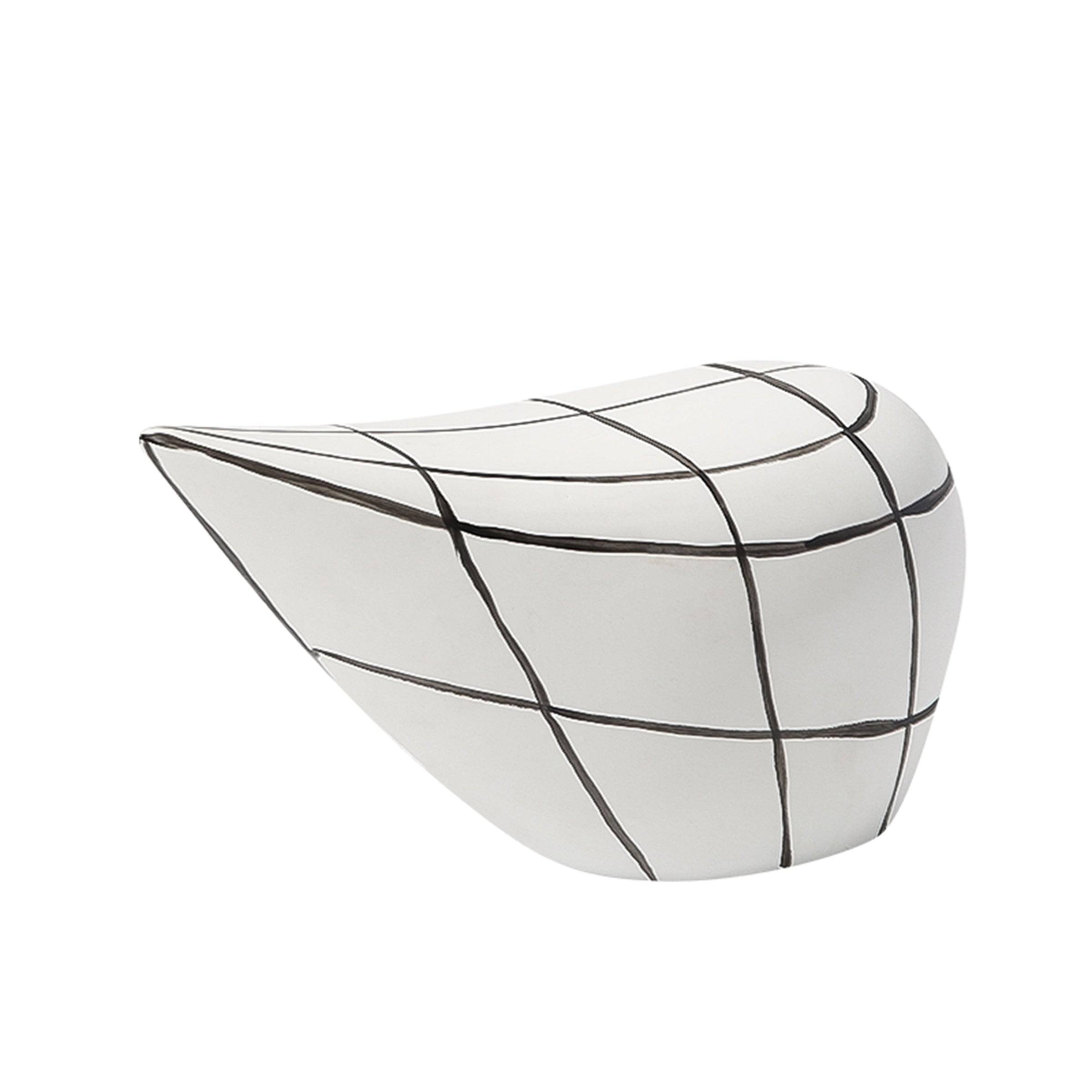 White Line Geometry Ornament-A Fa-D21098A -  Home Decor Figurines | ديكور هندسي أبيض بالخط الاسود - ebarza Furniture UAE | Shop Modern Furniture in Abu Dhabi & Dubai - مفروشات ايبازرا في الامارات | تسوق اثاث عصري وديكورات مميزة في دبي وابوظبي