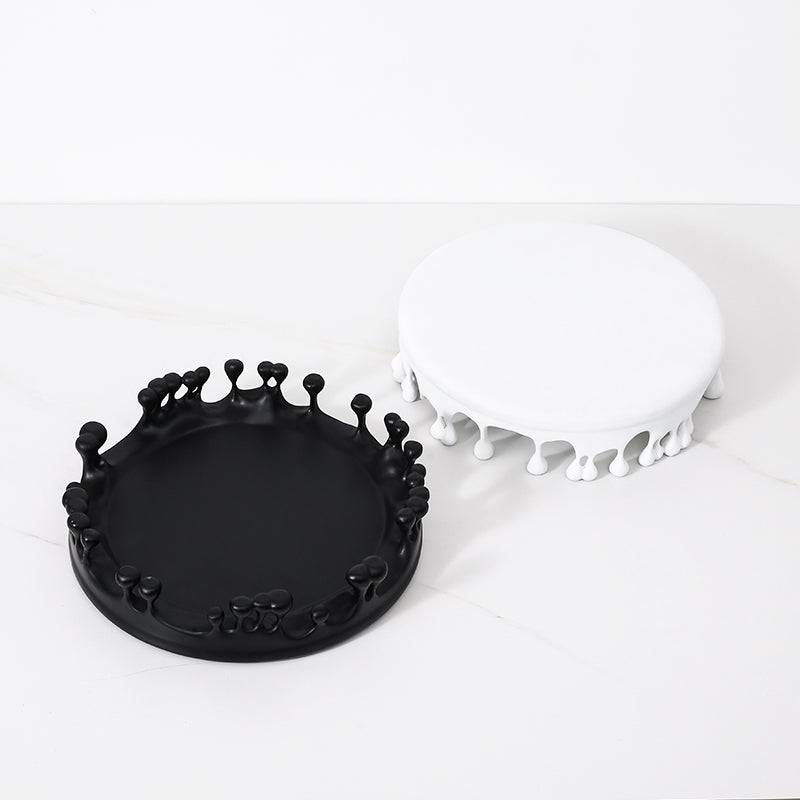 White Resin Pedestal Tray Fc-Sz2162B -  Trays | صينية قاعدة من الراتنج الأبيض - ebarza Furniture UAE | Shop Modern Furniture in Abu Dhabi & Dubai - مفروشات ايبازرا في الامارات | تسوق اثاث عصري وديكورات مميزة في دبي وابوظبي