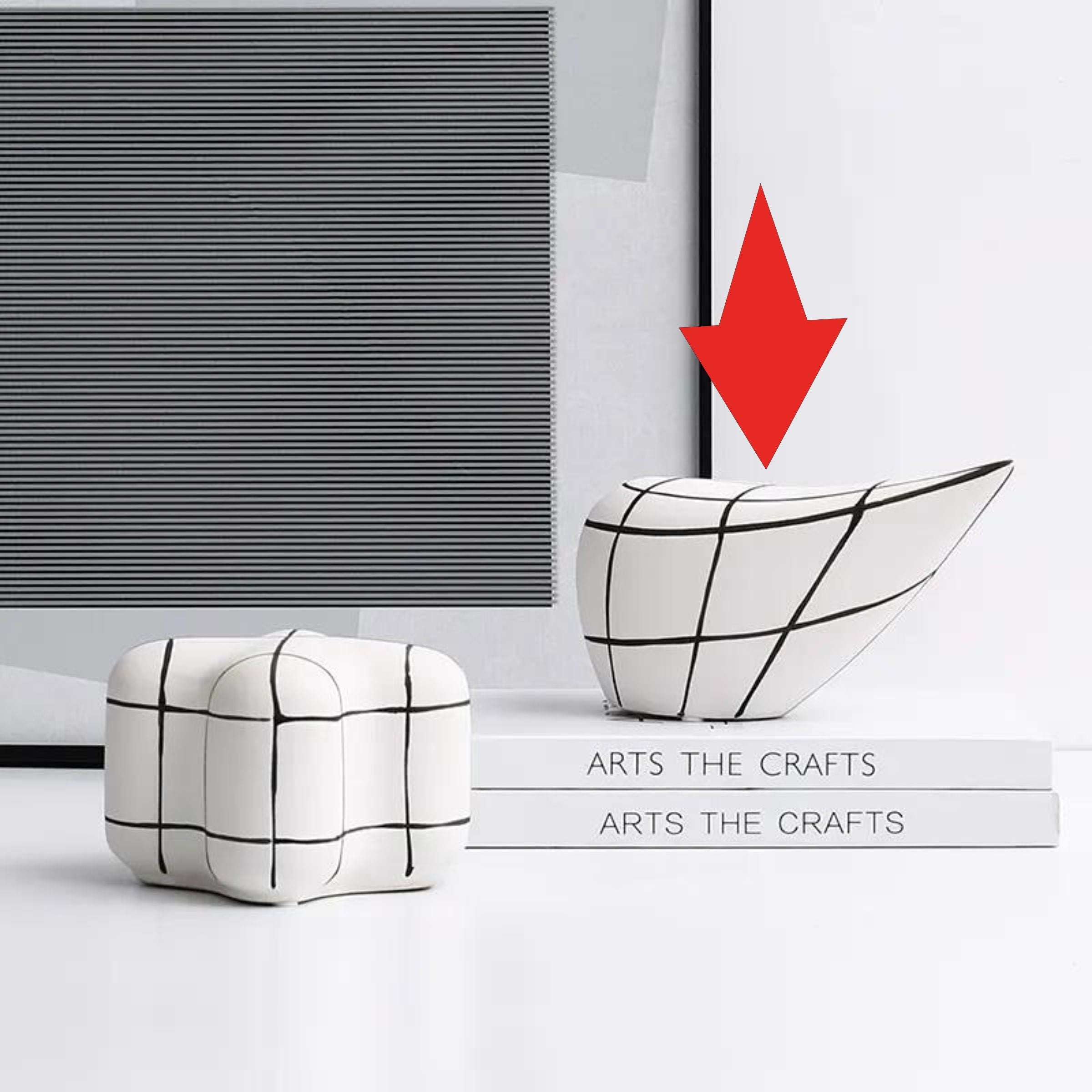 White Line Geometry Ornament-A Fa-D21098A -  Home Decor Figurines | ديكور هندسي أبيض بالخط الاسود - ebarza Furniture UAE | Shop Modern Furniture in Abu Dhabi & Dubai - مفروشات ايبازرا في الامارات | تسوق اثاث عصري وديكورات مميزة في دبي وابوظبي