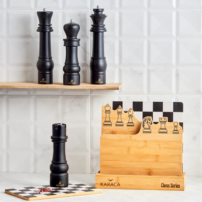 Karaca Chess Queen Spice Mill 26 Cm 153.03.06.7323 -  Spice Sets | مطحنة توابل كاراجا شطرنج كوين 26 سم - ebarza Furniture UAE | Shop Modern Furniture in Abu Dhabi & Dubai - مفروشات ايبازرا في الامارات | تسوق اثاث عصري وديكورات مميزة في دبي وابوظبي