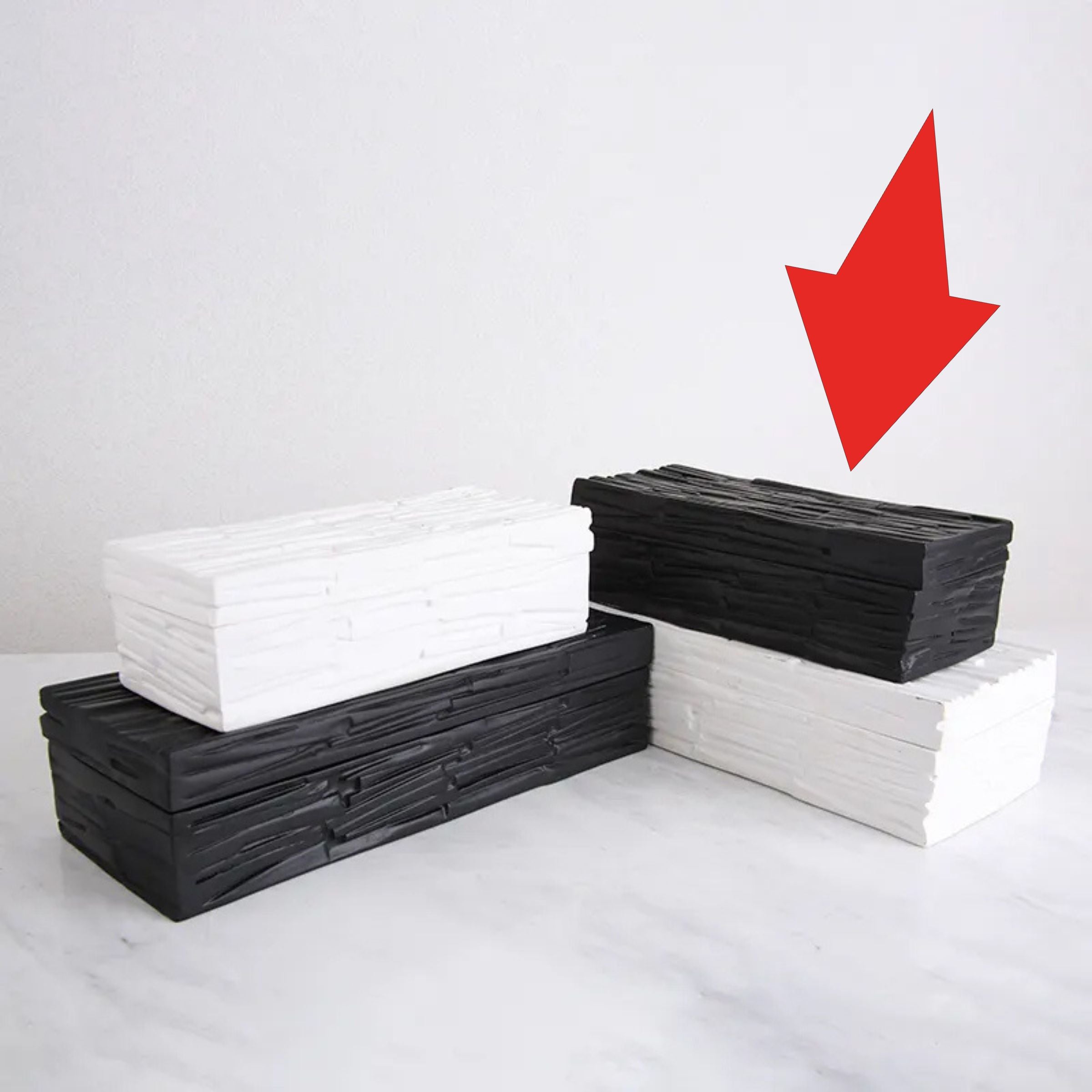 Black Resin Decorative Box-B Fc-Sz2023B -  Decorative Boxes | صندوق ديكور من الراتينج الأسود - ebarza Furniture UAE | Shop Modern Furniture in Abu Dhabi & Dubai - مفروشات ايبازرا في الامارات | تسوق اثاث عصري وديكورات مميزة في دبي وابوظبي