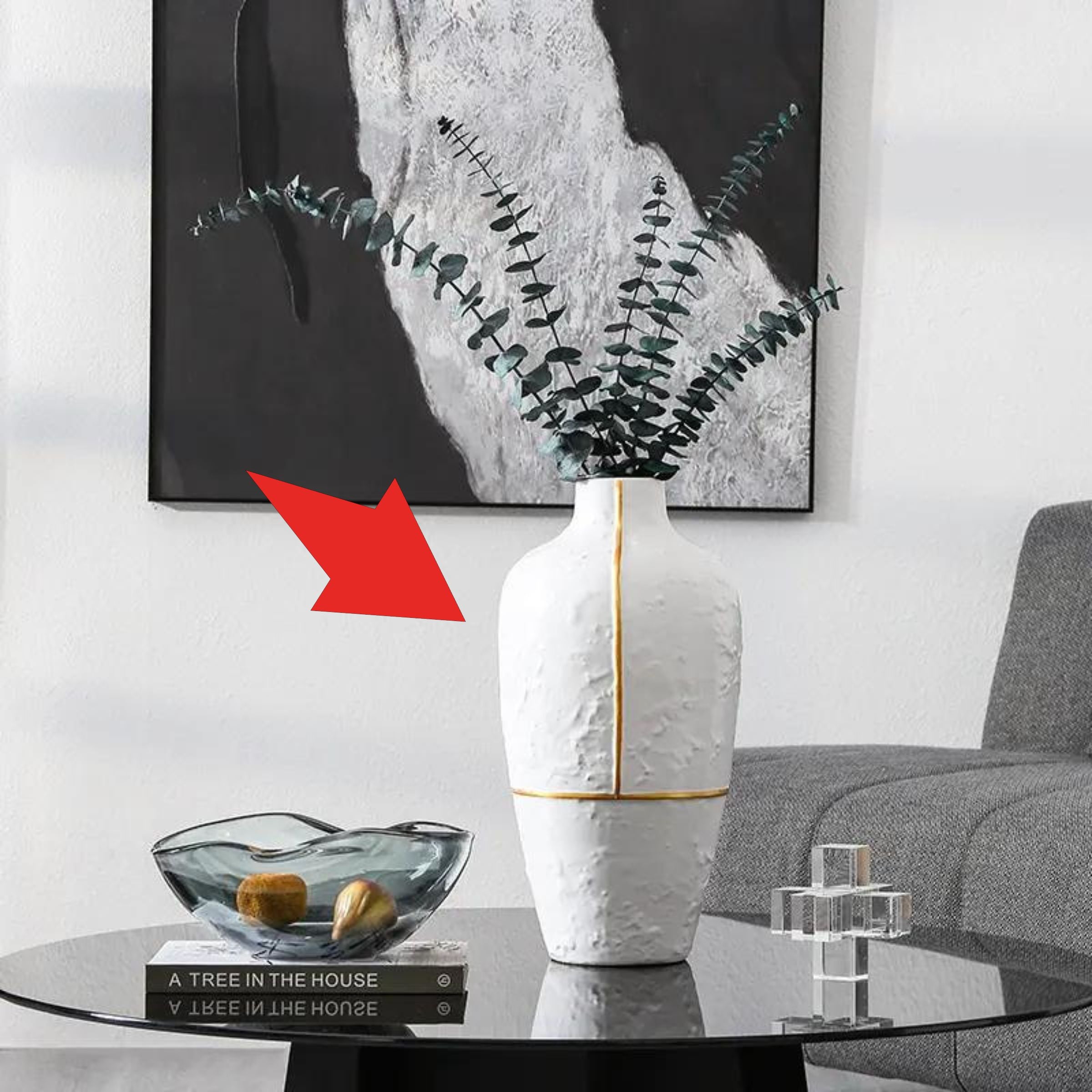 White Vase With Gold Thread-A Fa-D1954A -  Vases - ebarza Furniture UAE | Shop Modern Furniture in Abu Dhabi & Dubai - مفروشات ايبازرا في الامارات | تسوق اثاث عصري وديكورات مميزة في دبي وابوظبي