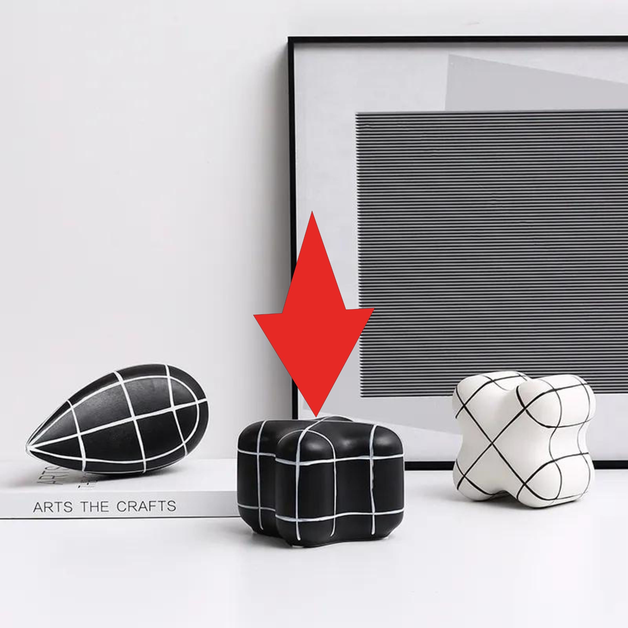 Black Line Square Ornament-B Fa-D21097C -  Home Decor Figurines | ديكور مربعة الخط سوداء - ebarza Furniture UAE | Shop Modern Furniture in Abu Dhabi & Dubai - مفروشات ايبازرا في الامارات | تسوق اثاث عصري وديكورات مميزة في دبي وابوظبي